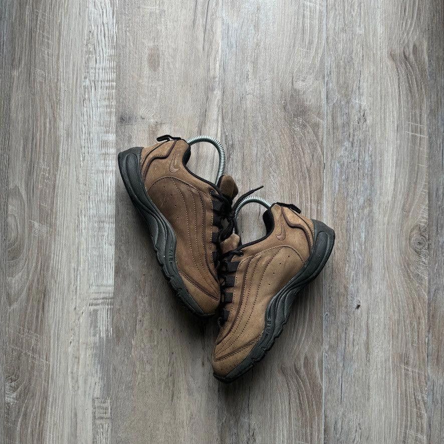 Nike NIKE • ACG Air Trainer "Brown" (4M) Size US 5 / EU 37 - 8 Thumbnail