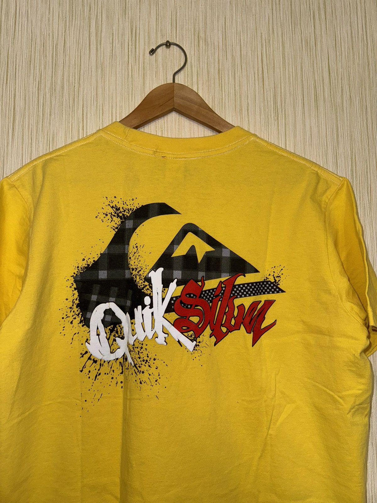 Quicksilver × Quiksilver × Vintage Quiksilver vintage big logo tee size L Size US L / EU 52-54 / 3 - 2 Thumbnail
