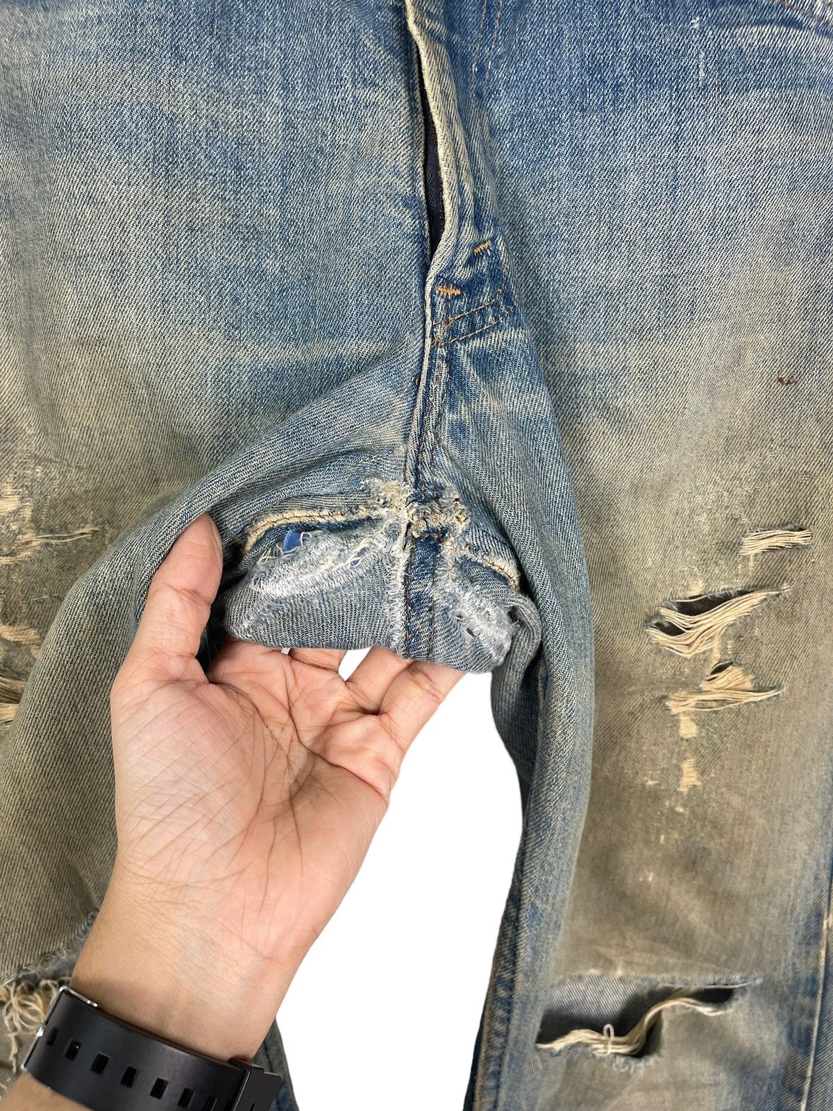 Levi's Vintage Levis Rusty Ripped Orange Tab Zipper Fly Size US 32 / EU 48 - 10 Thumbnail
