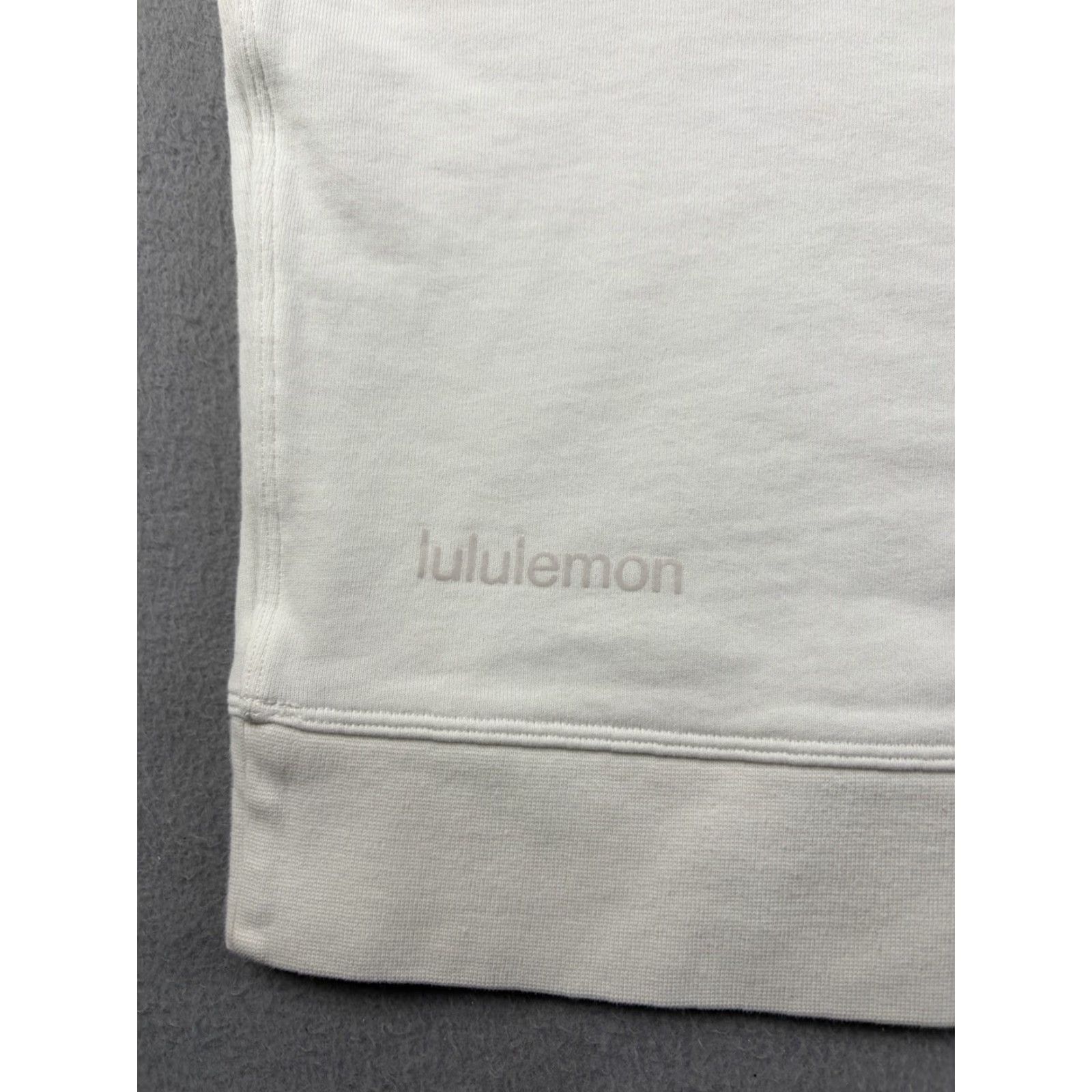 Lululemon Lululemon Sweatshirt Women L White Logo Oversized Pullover Crewneck Activewear Size L / US 10 / IT 46 - 7 Thumbnail