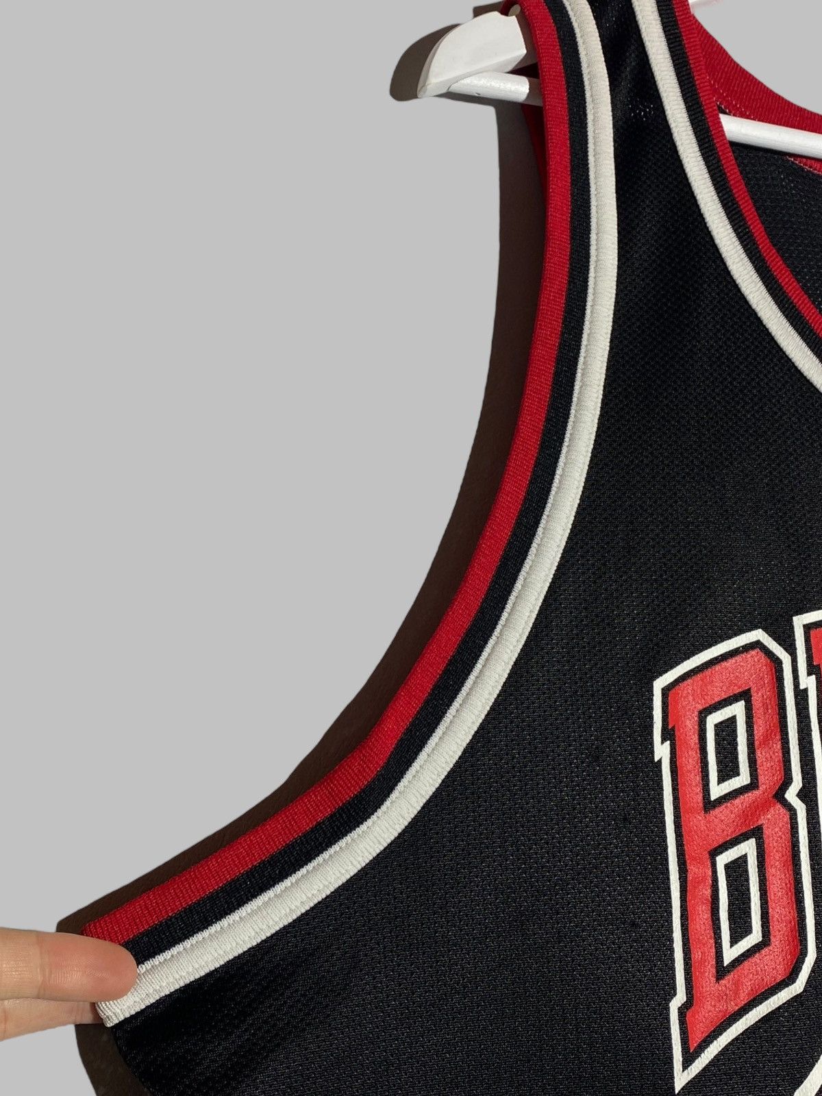 Champion Vintage 90s Champion NBA #23 Jordan Chicago Bulls Jersey USA Size US XXL / EU 58 / 5 - 10 Thumbnail