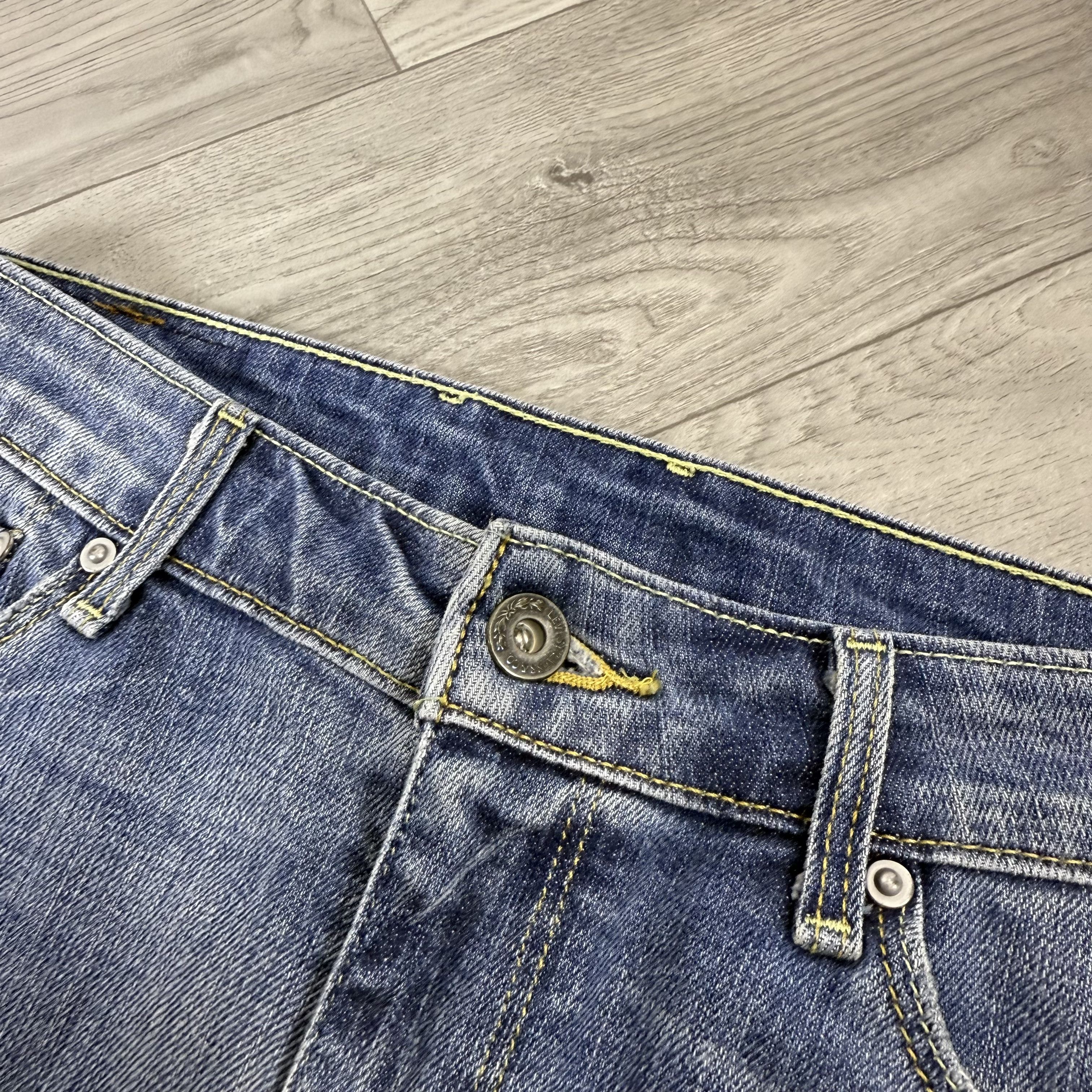 Levi's Vintage Levi's Y2K Mini Skirt Low Rise S Size 26" / US 2 / IT 38 - 12 Thumbnail