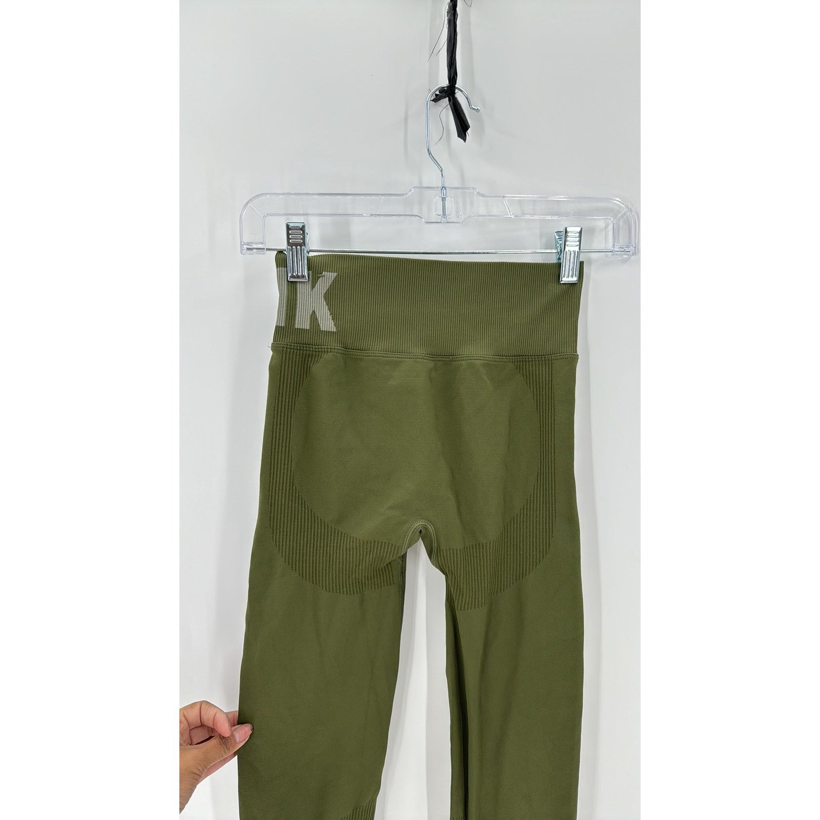 Victoria's Secret Victorias Secret Pink Leggings Seamless Green Mid Rise Size 25" / US 0 / IT 36 - 5 Thumbnail