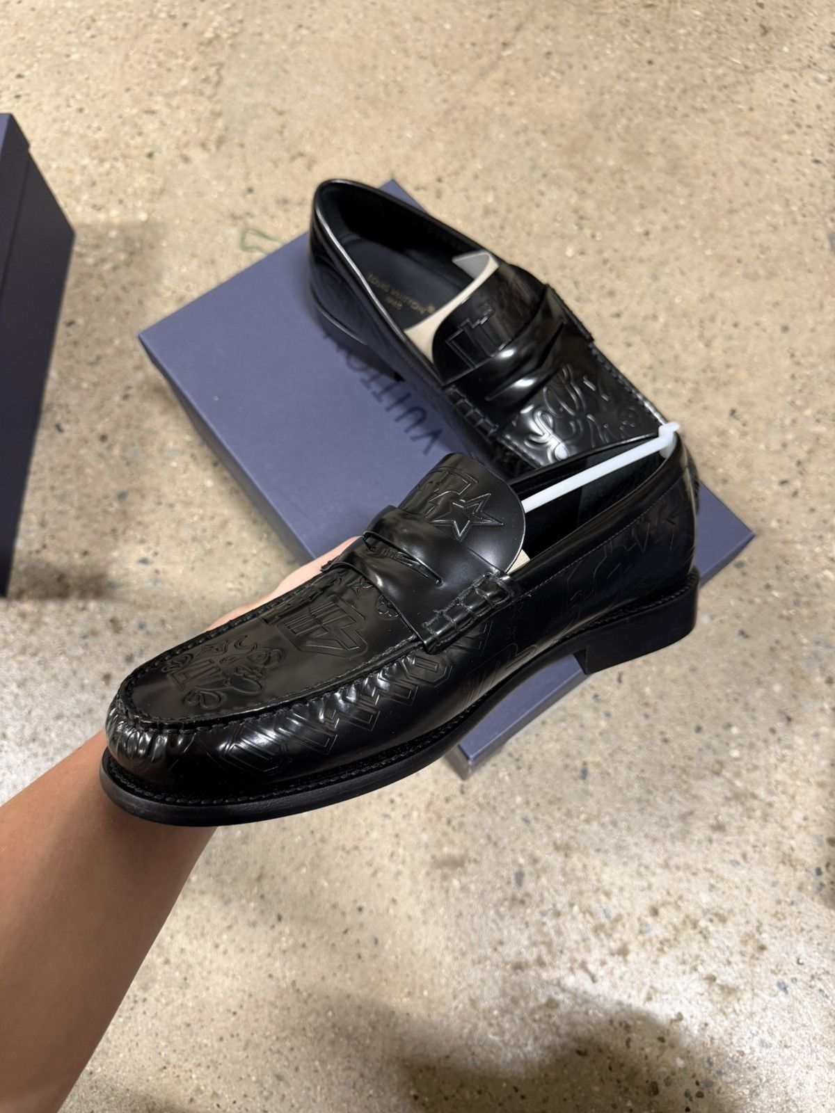 Louis Vuitton Louis Vuitton Embossed Graphic Penny Loafer NEW 1400$ Size US 9 / EU 42 - 3 Thumbnail