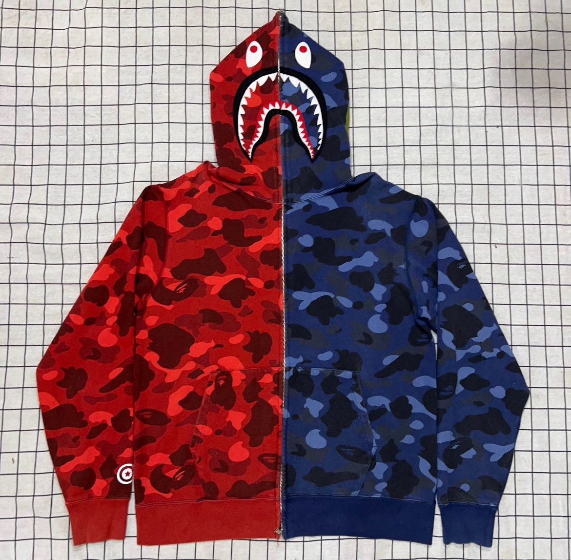 Bape Bape Shark Camo Multi Hoodie xl Men Size US XL / EU 56 / 4 - 1 Thumbnail