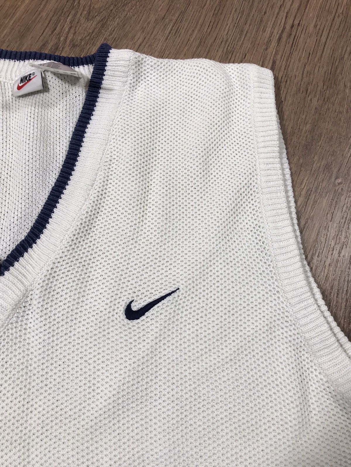 Vintage Vintage Nike 90s Knit Vest Size US L / EU 52-54 / 3 - 5 Thumbnail