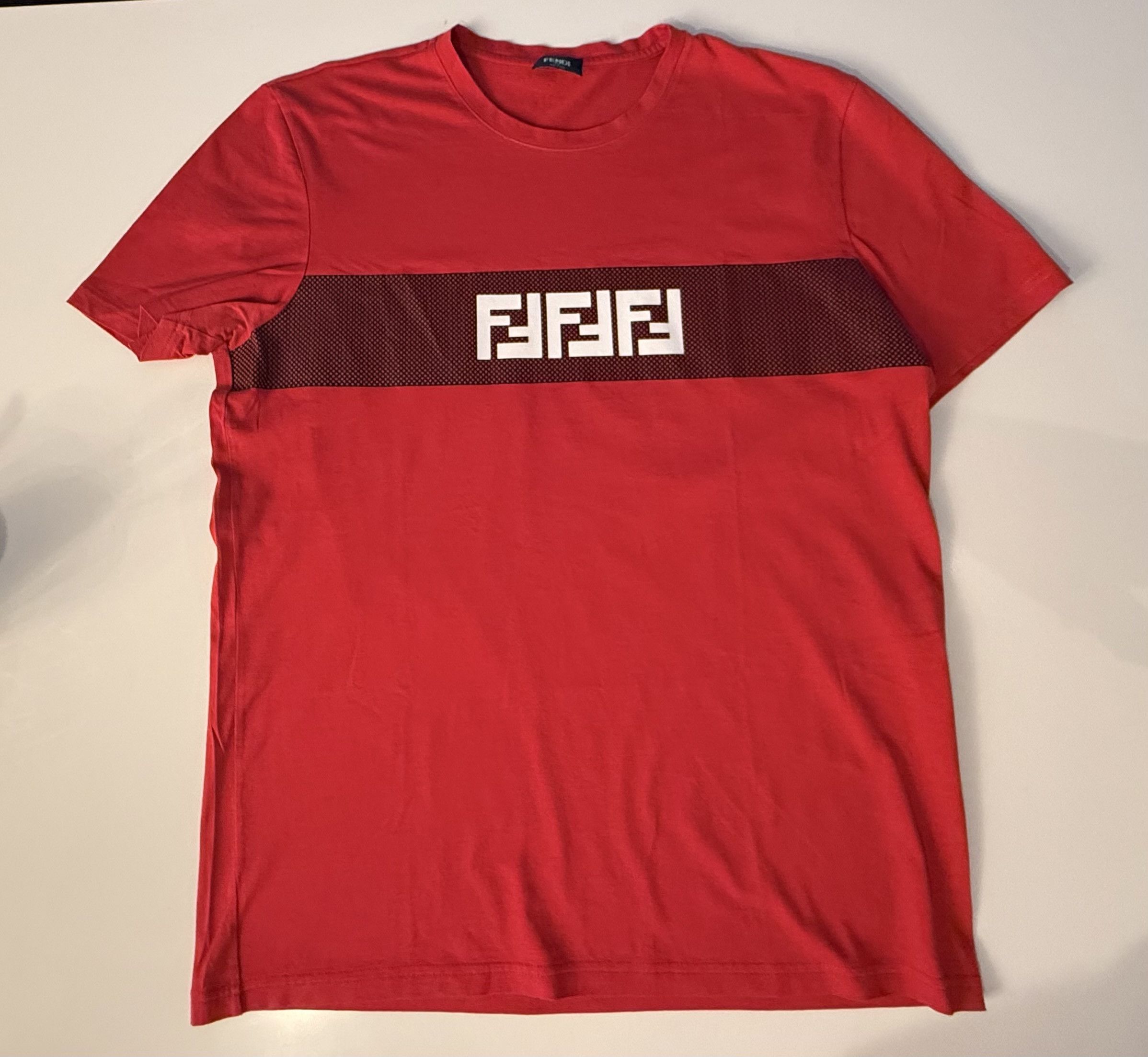 【関税＆送料込み】Fendi Pequin Fabric Club T-Shirt Clothin Fendi Pequin Fabric Club T-shirt Clothing In Blue | ModeSens