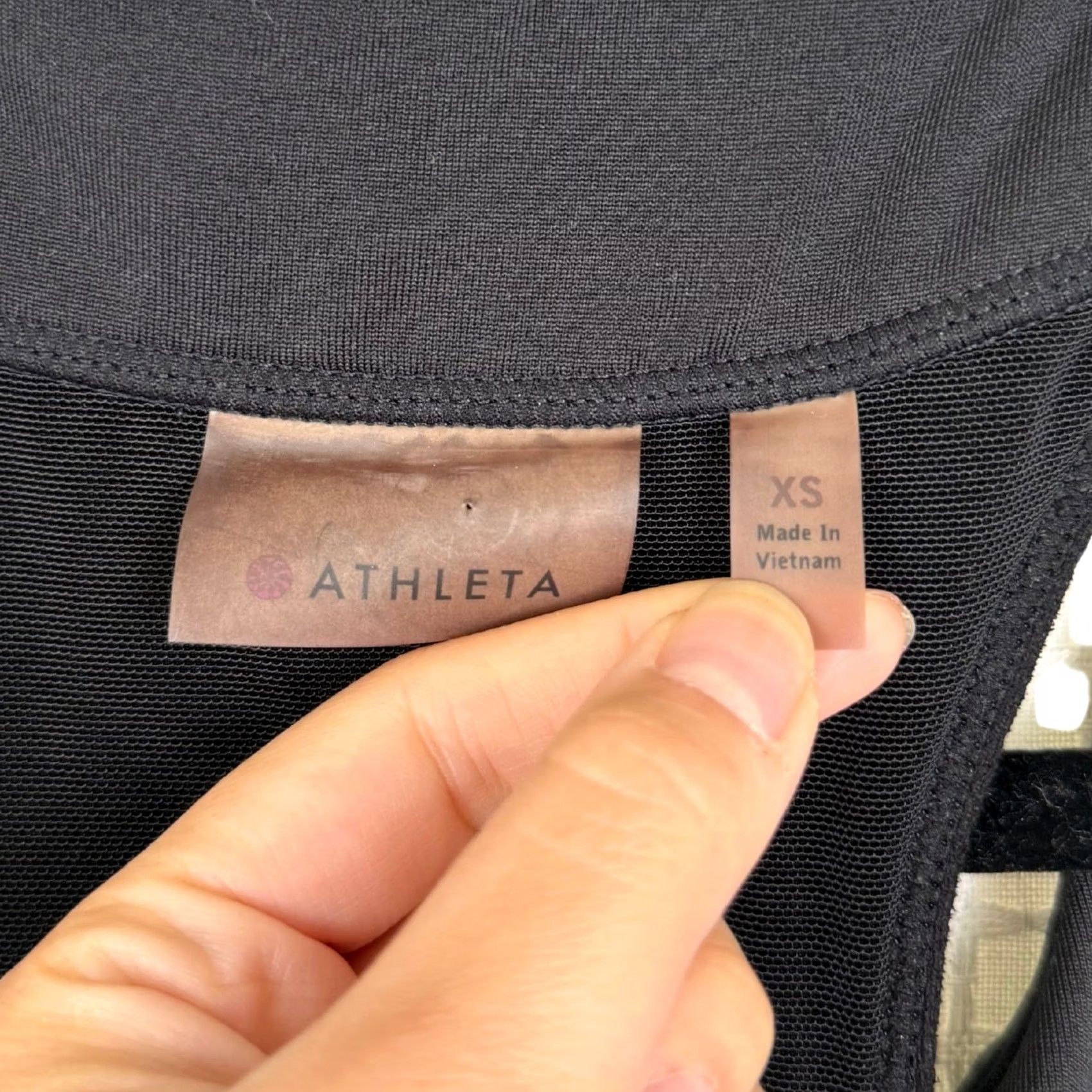 Athleta VINTAGE Athleta Black Built-In Shelf Bra Tank Top w/ Ball Pockets Tennis/Golf Workout-XS Size XS / US 0-2 / IT 36-38 - 7 Thumbnail