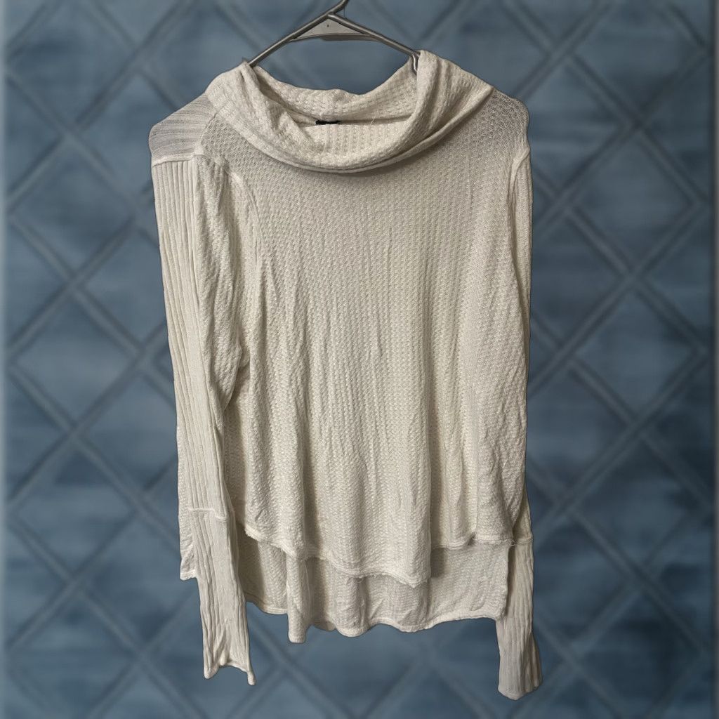 Vintage We the Free People Size Small Don't You Want Me Cowl Neck Top White Size S / US 4 / IT 40 - 1 Thumbnail
