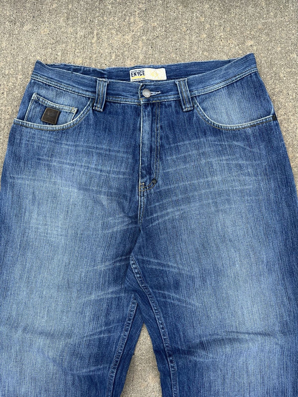 Enyce SICK VINTAGE Y2K ENYCE WASH BAGGY JEANS Size US 34 / EU 50 - 9 Thumbnail