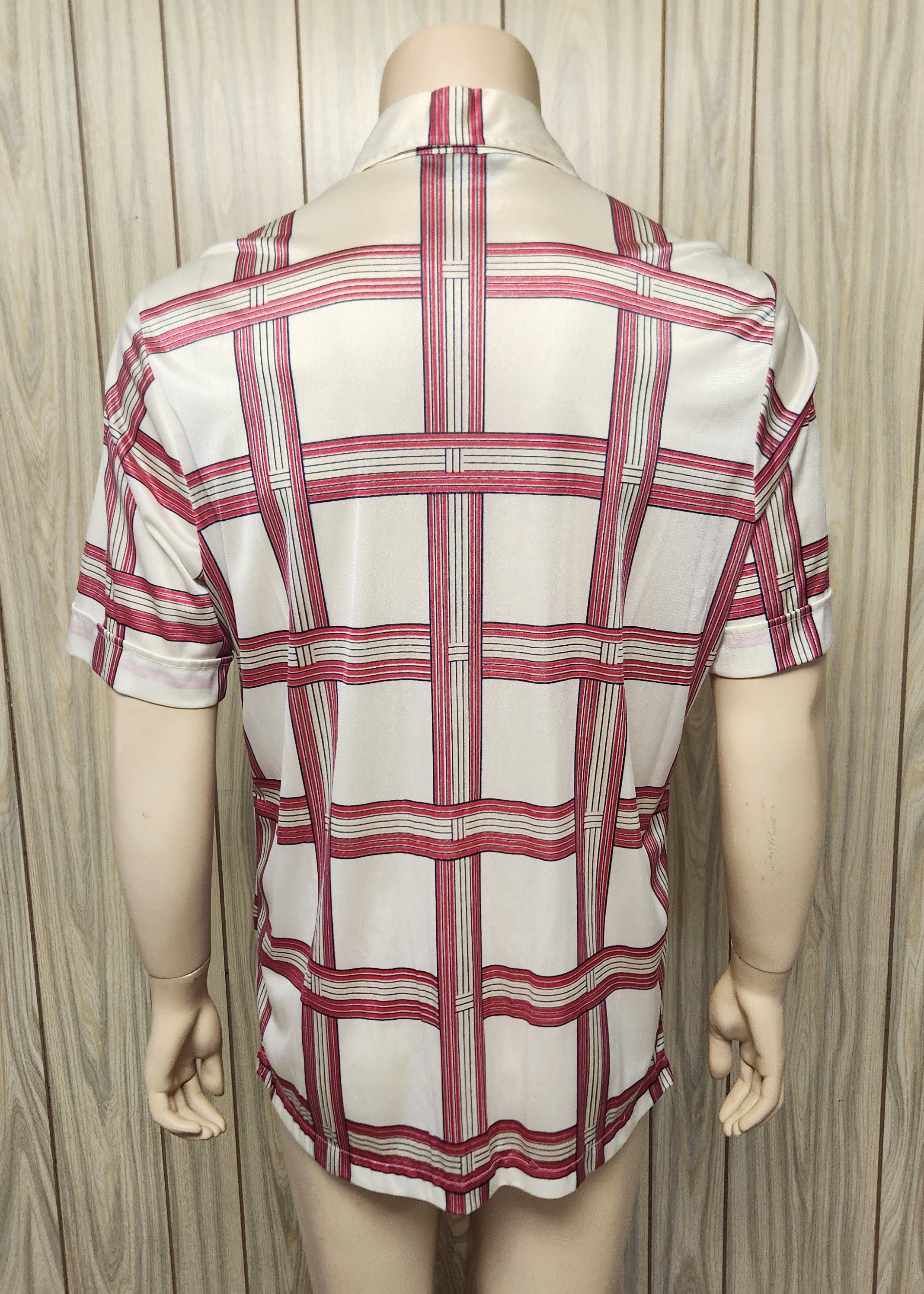 Vintage 1970s men's shirt L short sleeve geometric nylon disco Damon Size US L / EU 52-54 / 3 - 6 Thumbnail