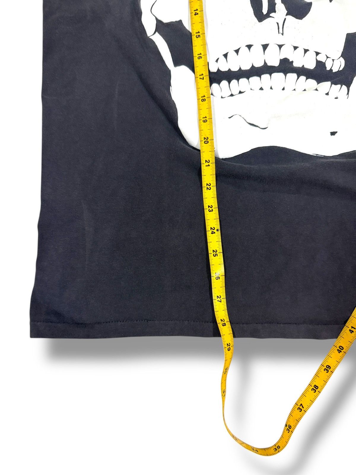Vintage *RARE* 1990s VINTAGE FADED RATLE MY BONES SKULL GLOW DARK Size US XL / EU 56 / 4 - 8 Thumbnail