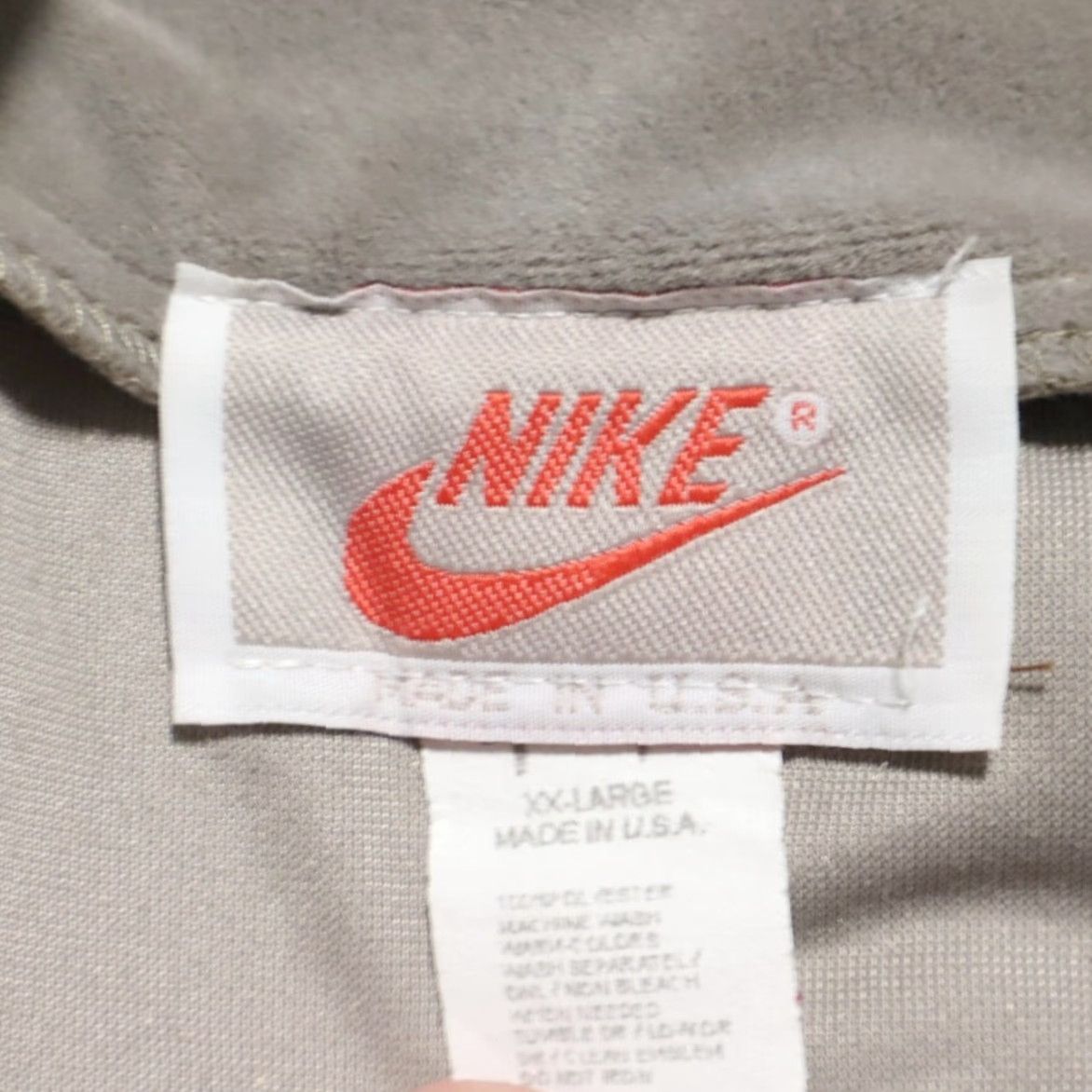 Nike VTG Nike 1/4 Zip Velvet Pullover Sweatshirt Stone Men's 2XL Shirt Size US XXL / EU 58 / 5 - 5 Thumbnail