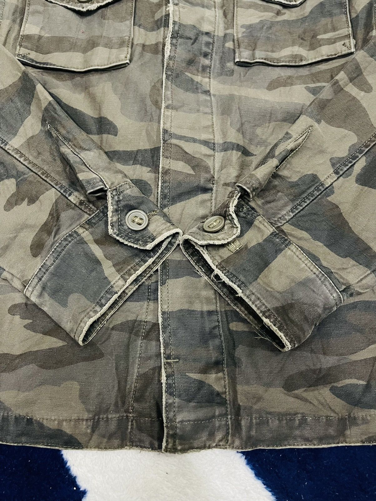 Mossimo Mossimo Sport Camo Design Button Up Jacket (12) Size US M / EU 48-50 / 2 - 7 Thumbnail
