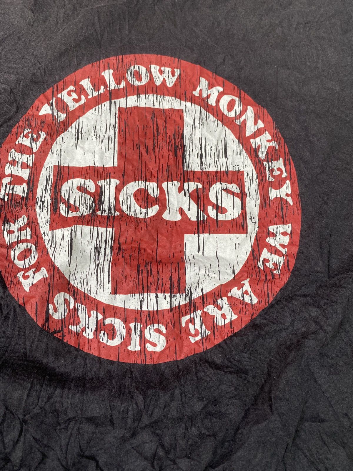 Uniqlo The yellow monkey big logo size M Size US M / EU 48-50 / 2 - 4 Thumbnail
