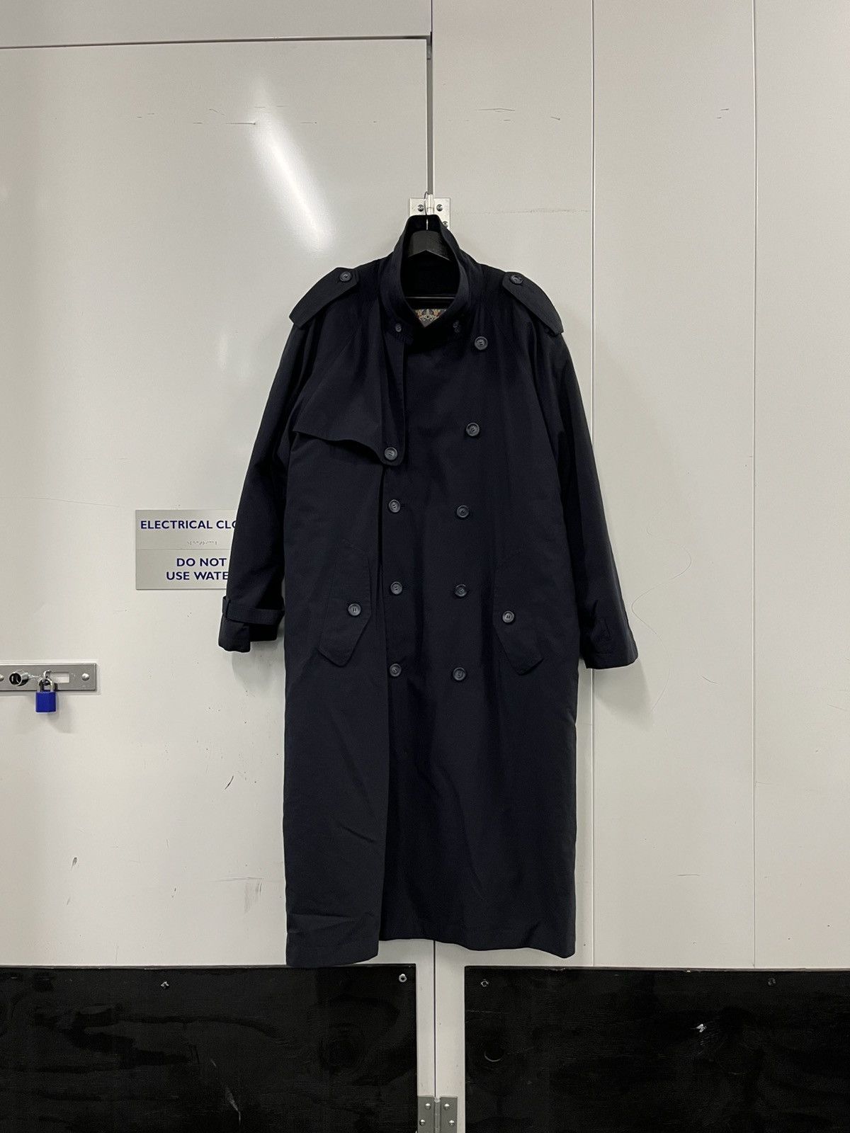 Other Deep Navy Double-Breasted Trenchcoat Size US L / EU 52-54 / 3 - 2 Thumbnail