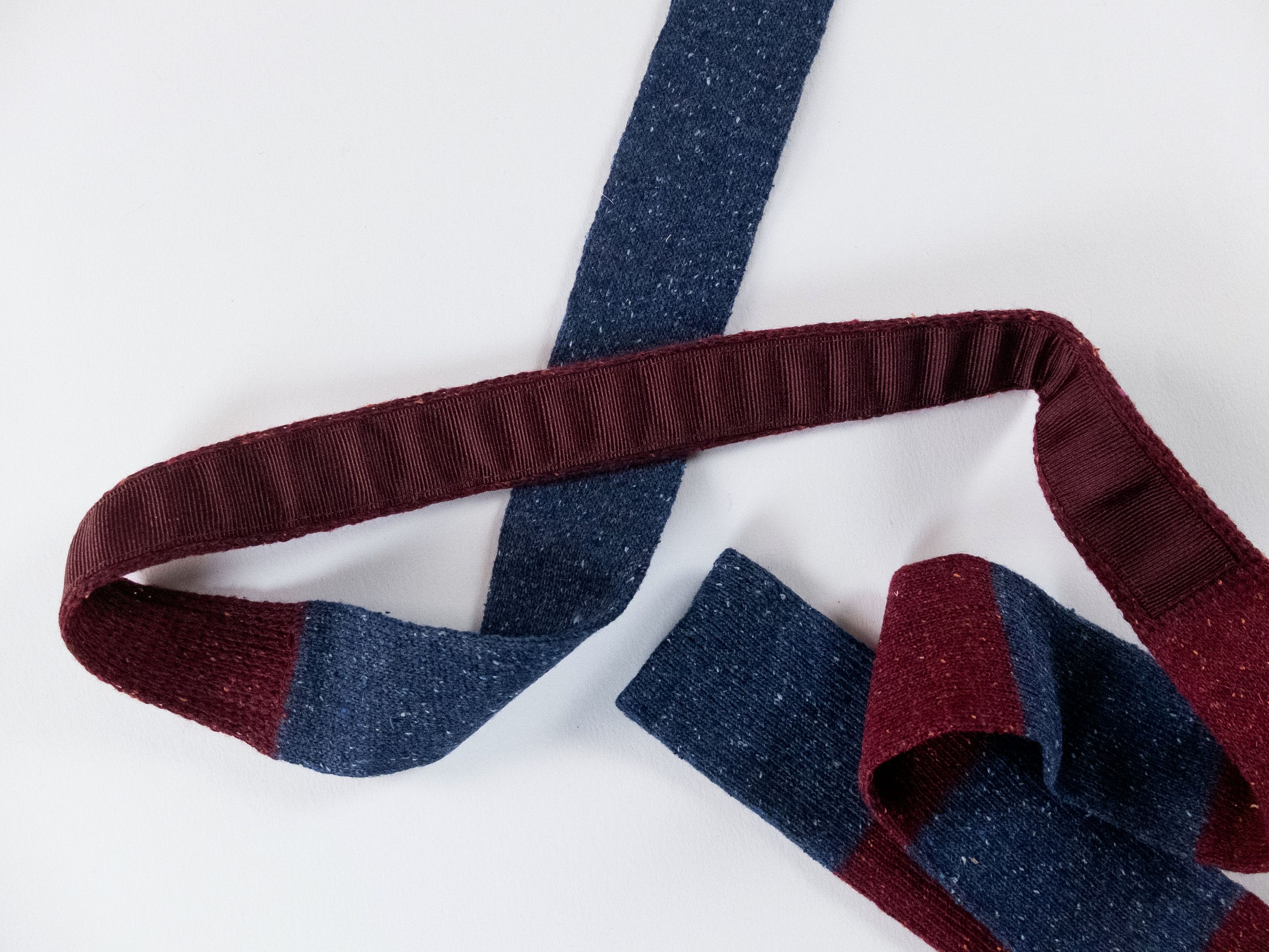 Church's CHURCH'S of England red & blue wool silk skinny knit tie Size ONE SIZE - 4 Thumbnail