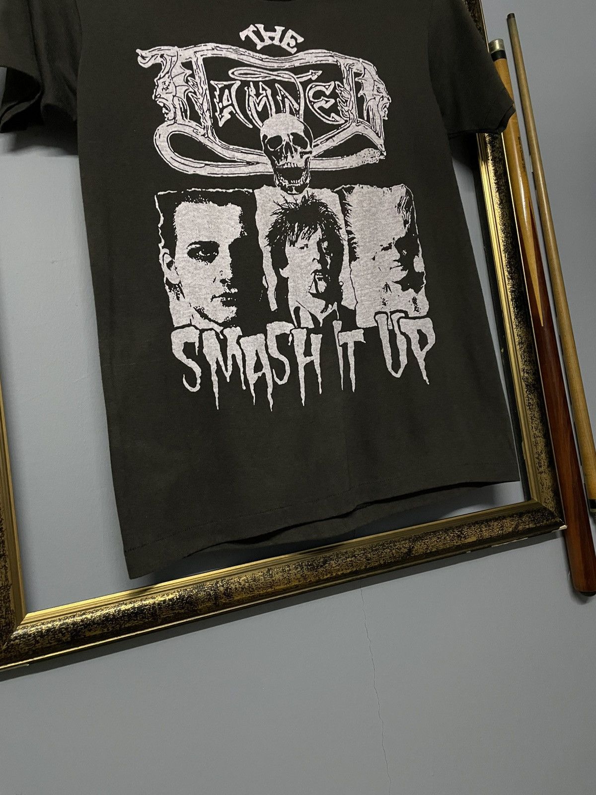 Vintage Vintage 90s The Damned Smash It Up Og Punk Sunfaded Tshirt Size US M / EU 48-50 / 2 - 6 Thumbnail
