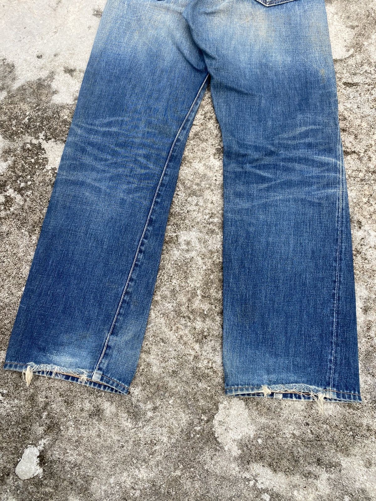 Levi's Vintage Clothing Levis 501XX Selvedge Denim Rare Size US 32 / EU 48 - 2 Thumbnail