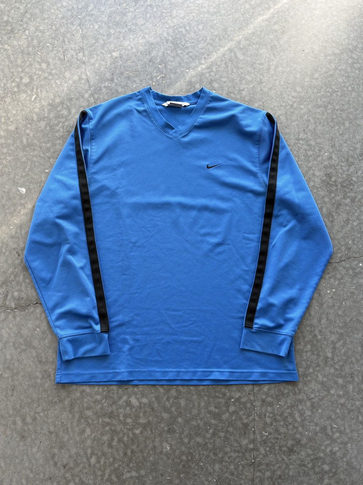 Nike Vintage Y2K Nike Longsleeve Size US L / EU 52-54 / 3 - 1 Thumbnail