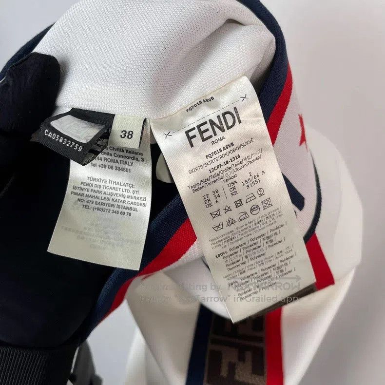 Fendi Fendi Monogram Logo Half Skirt Size 25" / US 0 / IT 36 - 7 Thumbnail