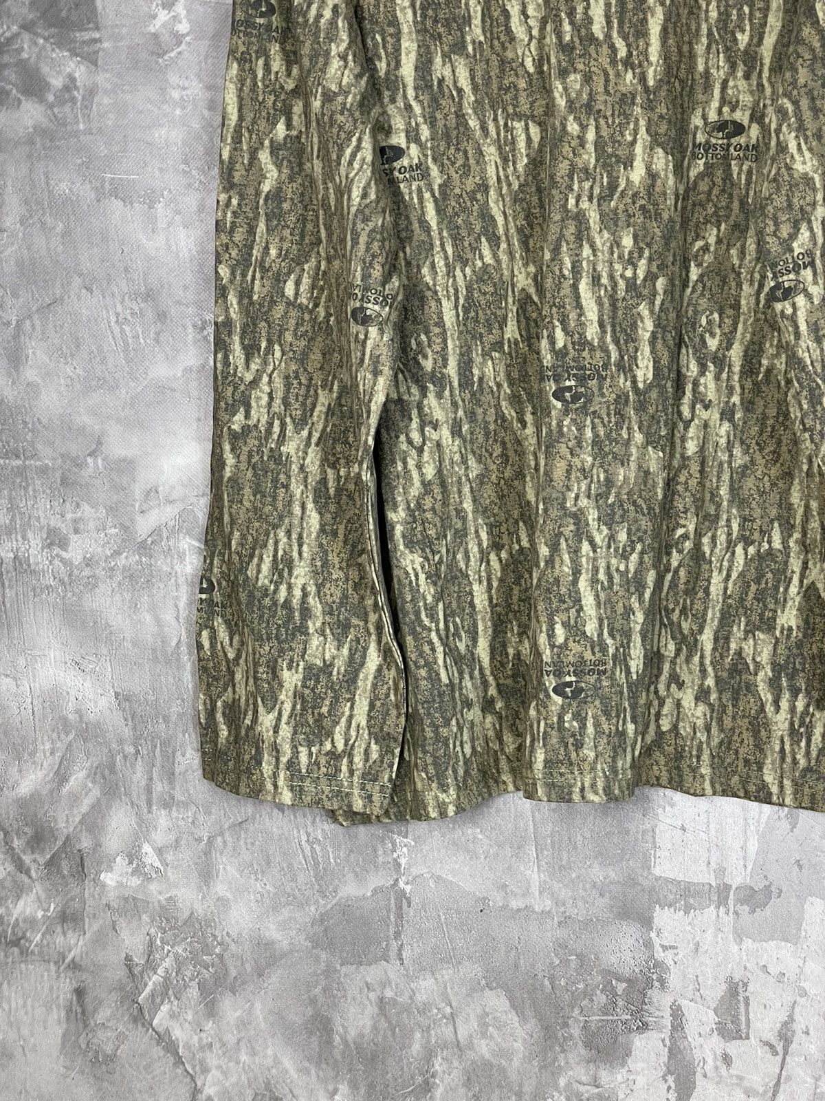 Carhartt × Mossy Oaks × Vintage Crazy Vintage Mossy Oak Camo Long Sleeve T Shirt Style Faded Size US XL / EU 56 / 4 - 5 Thumbnail