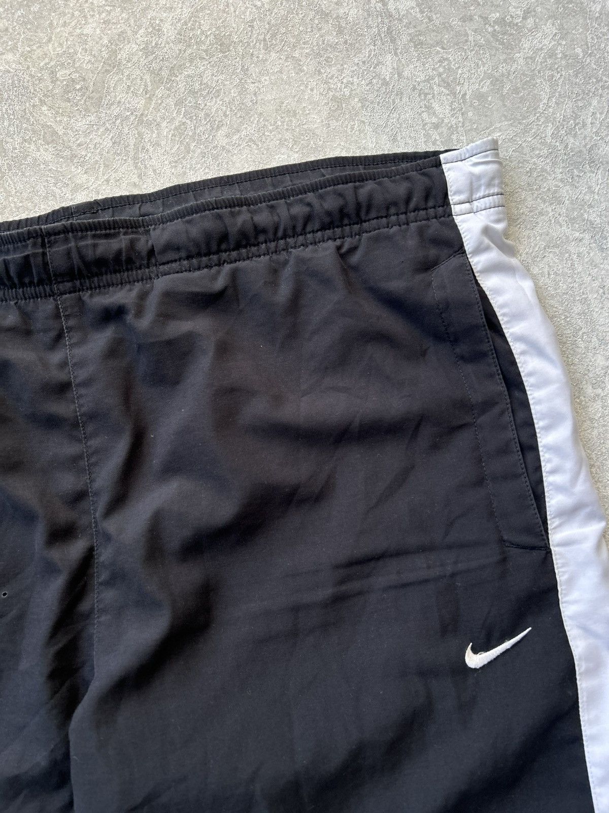 Nike Vintage 00s Nike Y2K Drill Baggy Parachute Track Pants Size US 32 / EU 48 - 9 Thumbnail