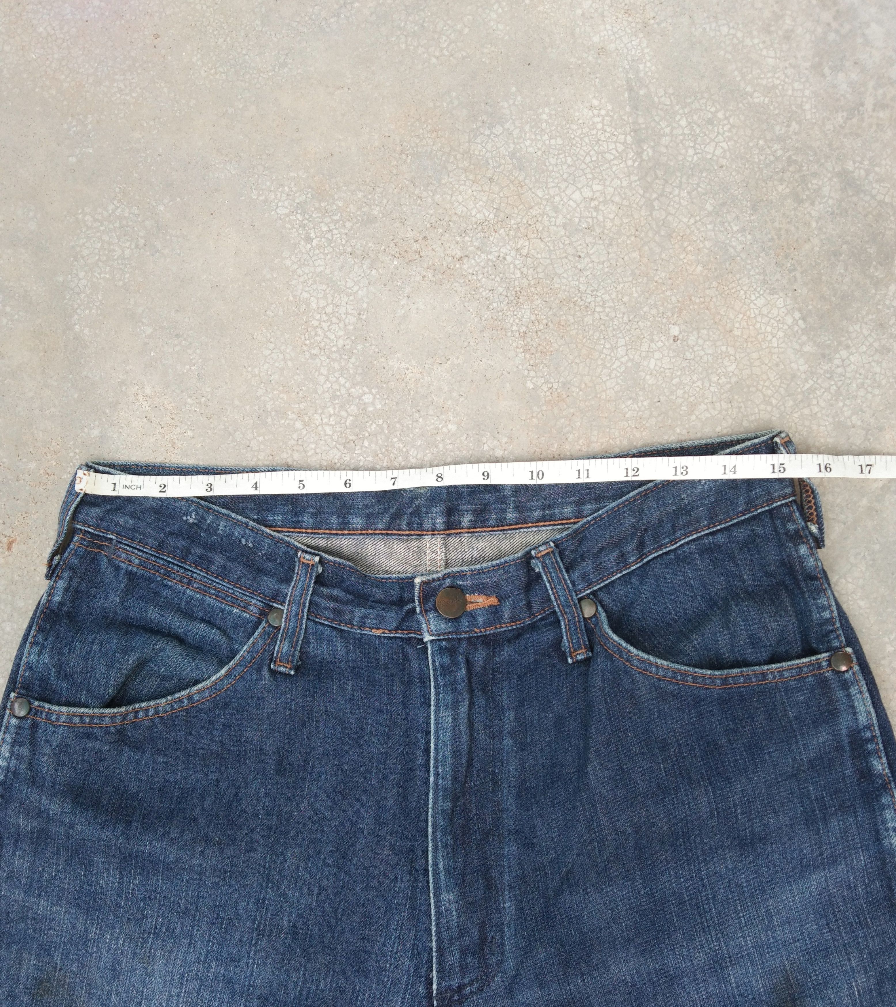 Japanese Brand Vintage Wrangler Straight Leg Distressed Jeans 30x33 Size US 30 / EU 46 - 8 Thumbnail