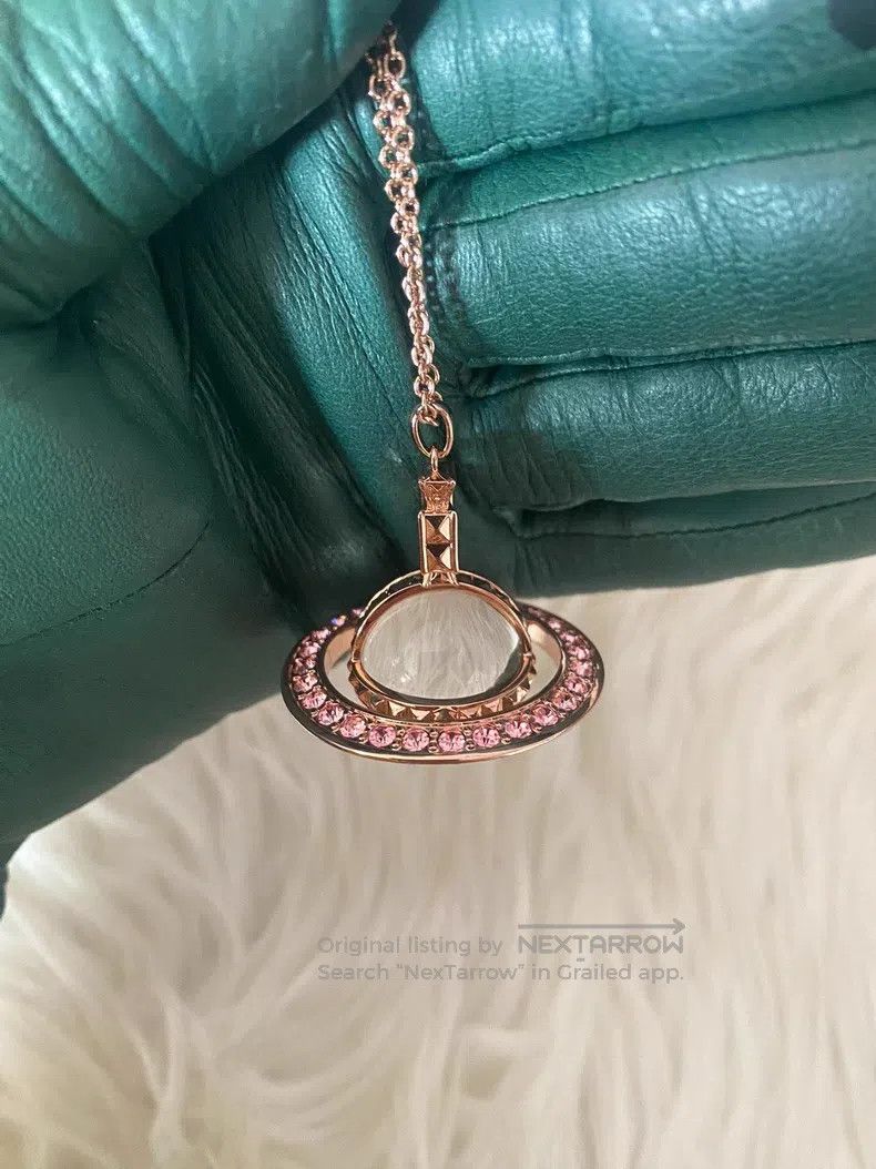 Vivienne Westwood Vivienne Westwood Large pink pina necklace orb necklace Size ONE SIZE - 2 Thumbnail