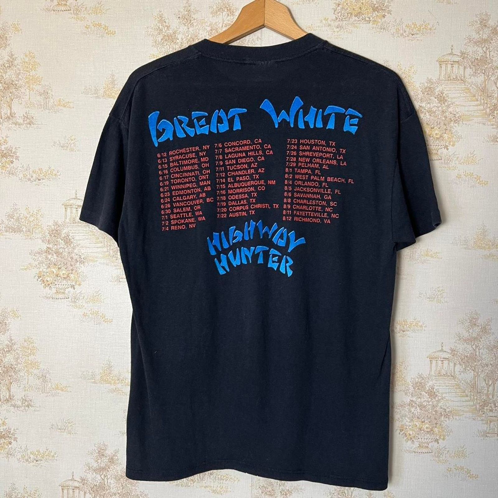Vintage 1989 Great White Highway Hunter Tour T-Shirt | Vintage | XL Size US XL / EU 56 / 4 - 6 Thumbnail