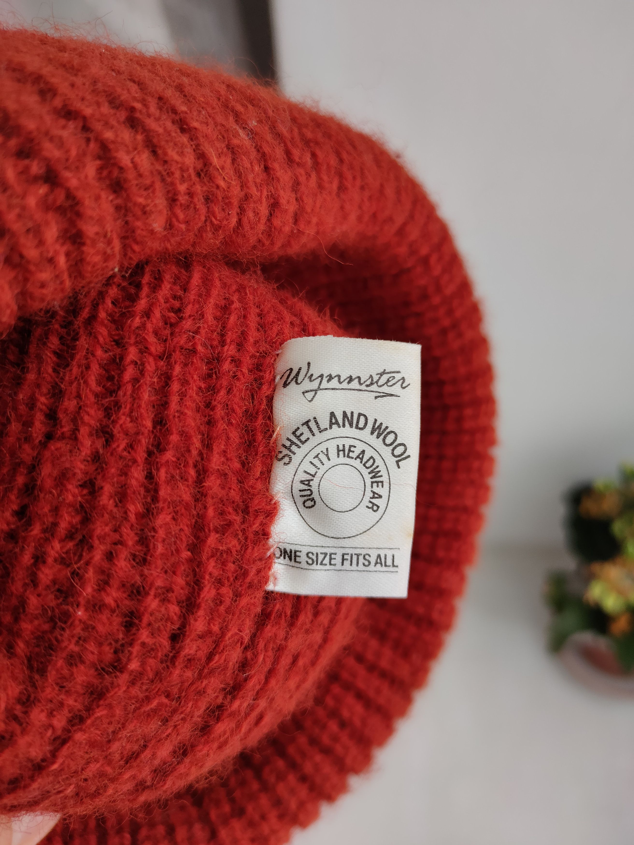Designer Wynnster Shetland Wool Beanie Hat Woman's wool hat Size ONE SIZE - 5 Thumbnail