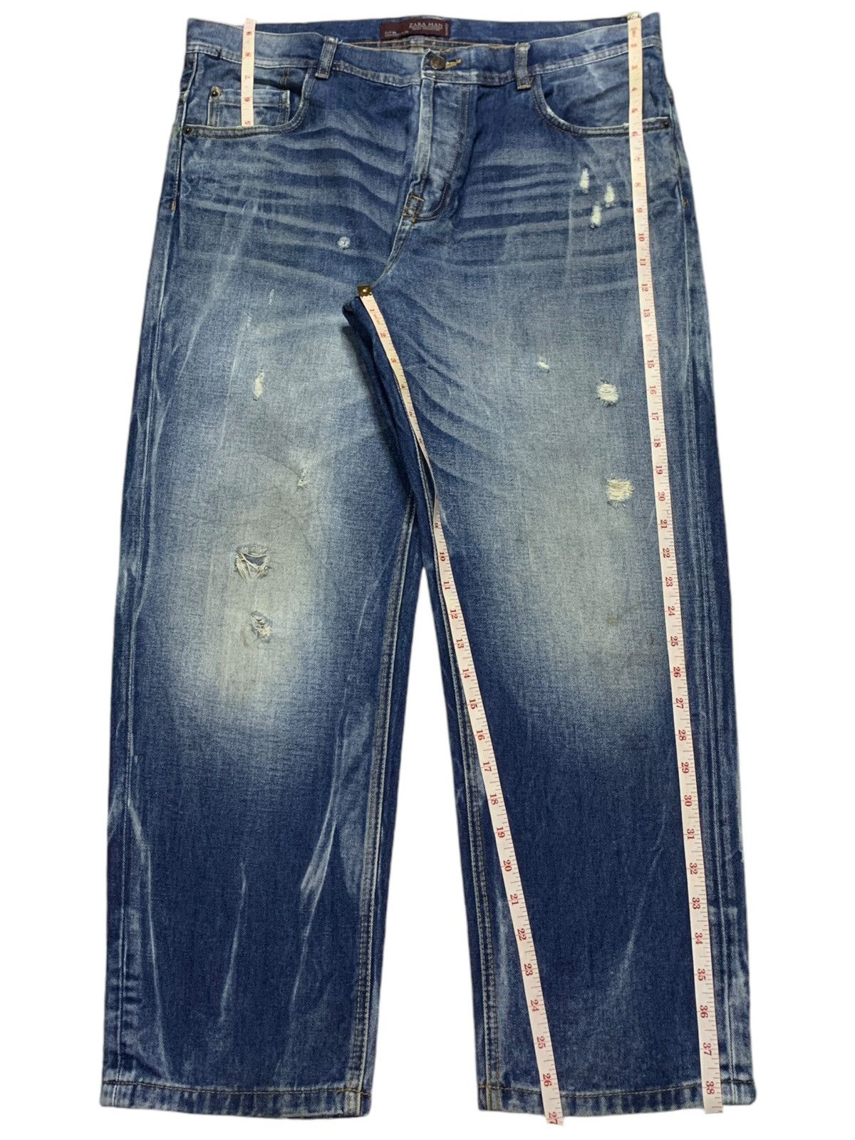 Zara Vintage Zara Man Selvedge Faded Wash Distressed Loose Jeans Size US 37 - 13 Thumbnail