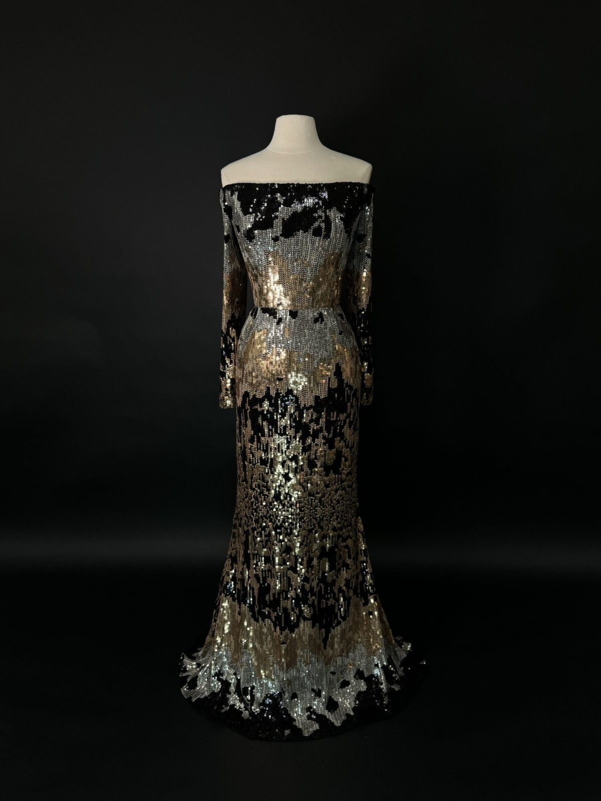 Other Brand New US 6 ELIE SAAB Black Embroidered Sequins Gown Size M / US 6-8 / IT 42-44 - 2 Thumbnail