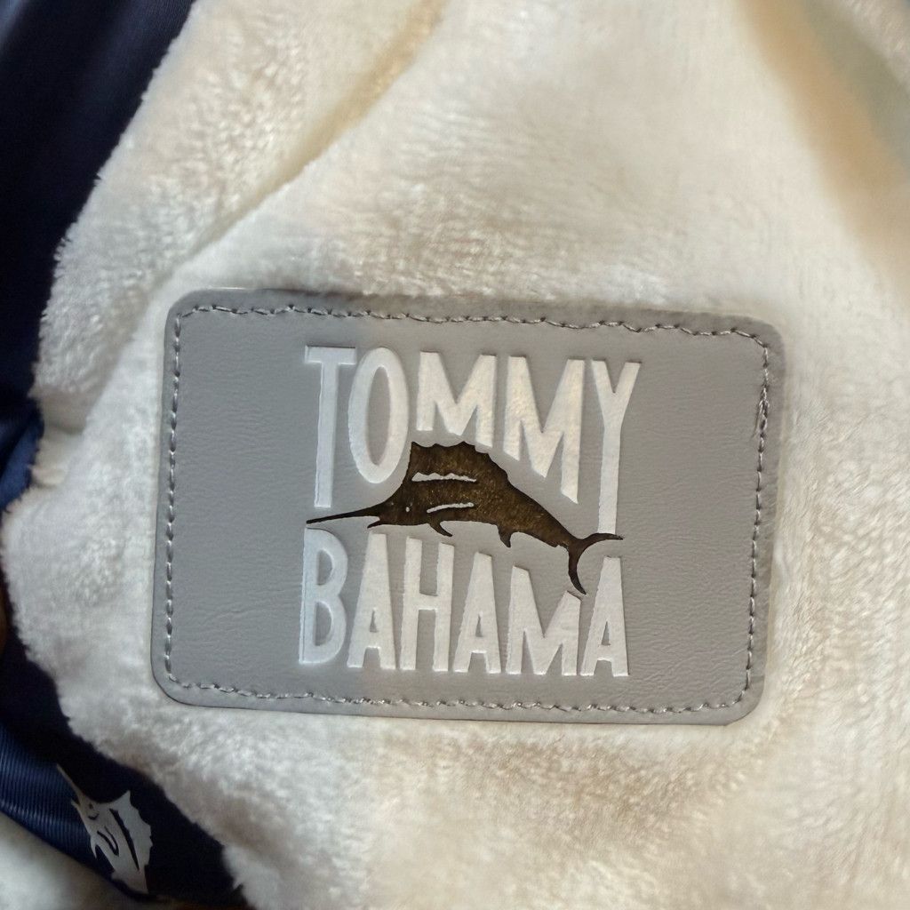 Tommy Bahama Tommy Bahama Plush Throw Blanket 50x60 Cream Blue Size ONE SIZE - 3 Thumbnail