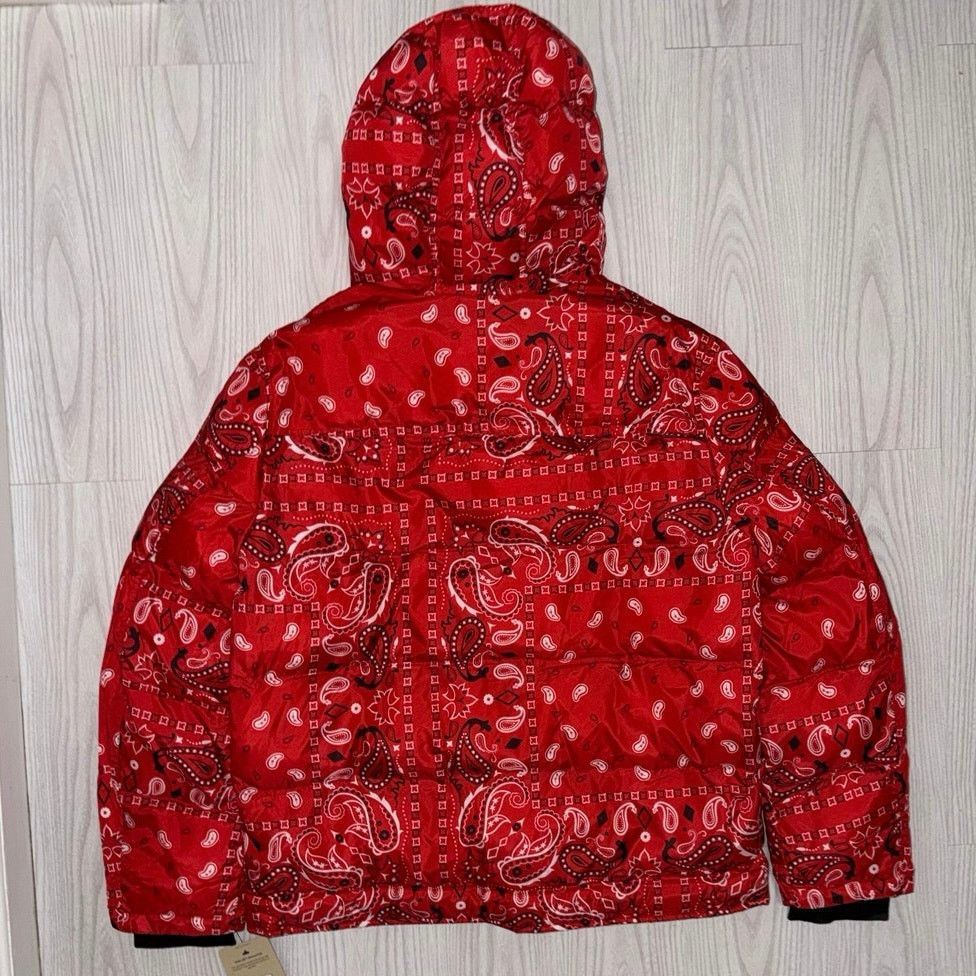 Levi's Levi’s Red Paisley Puffer Jacket Size Mens Large Brand New Size L / US 10 / IT 46 - 2 Thumbnail