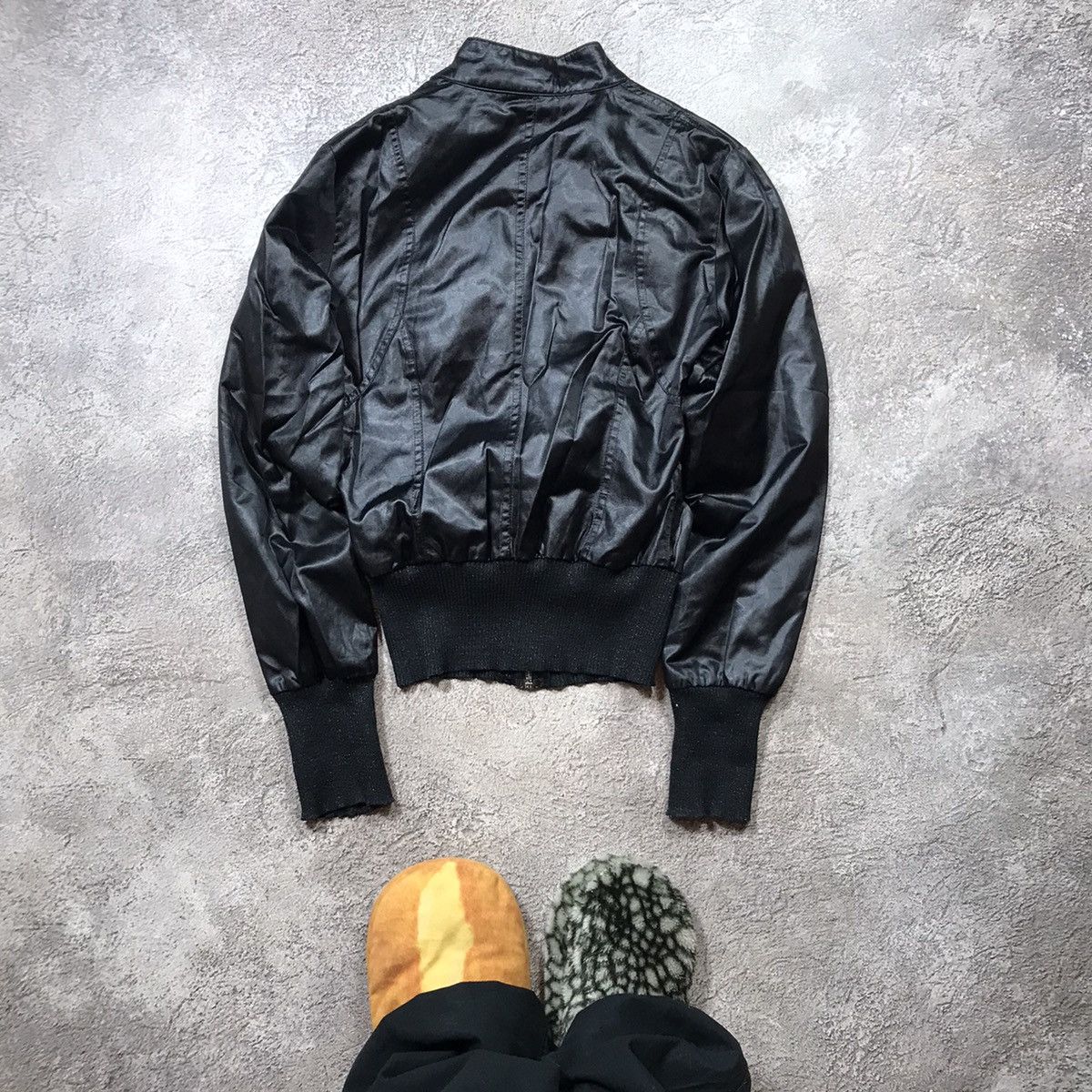 Vintage Vintage Y2K Black Bomber Jacket Streetwear Oversized Faded S Size S / US 4 / IT 40 - 7 Thumbnail