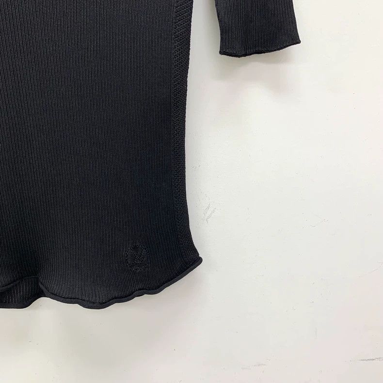 Louis Vuitton Louis Vuitton Crewneck Half Sleeve Sweater in Black Embroi Size S / US 4 / IT 40 - 4 Thumbnail
