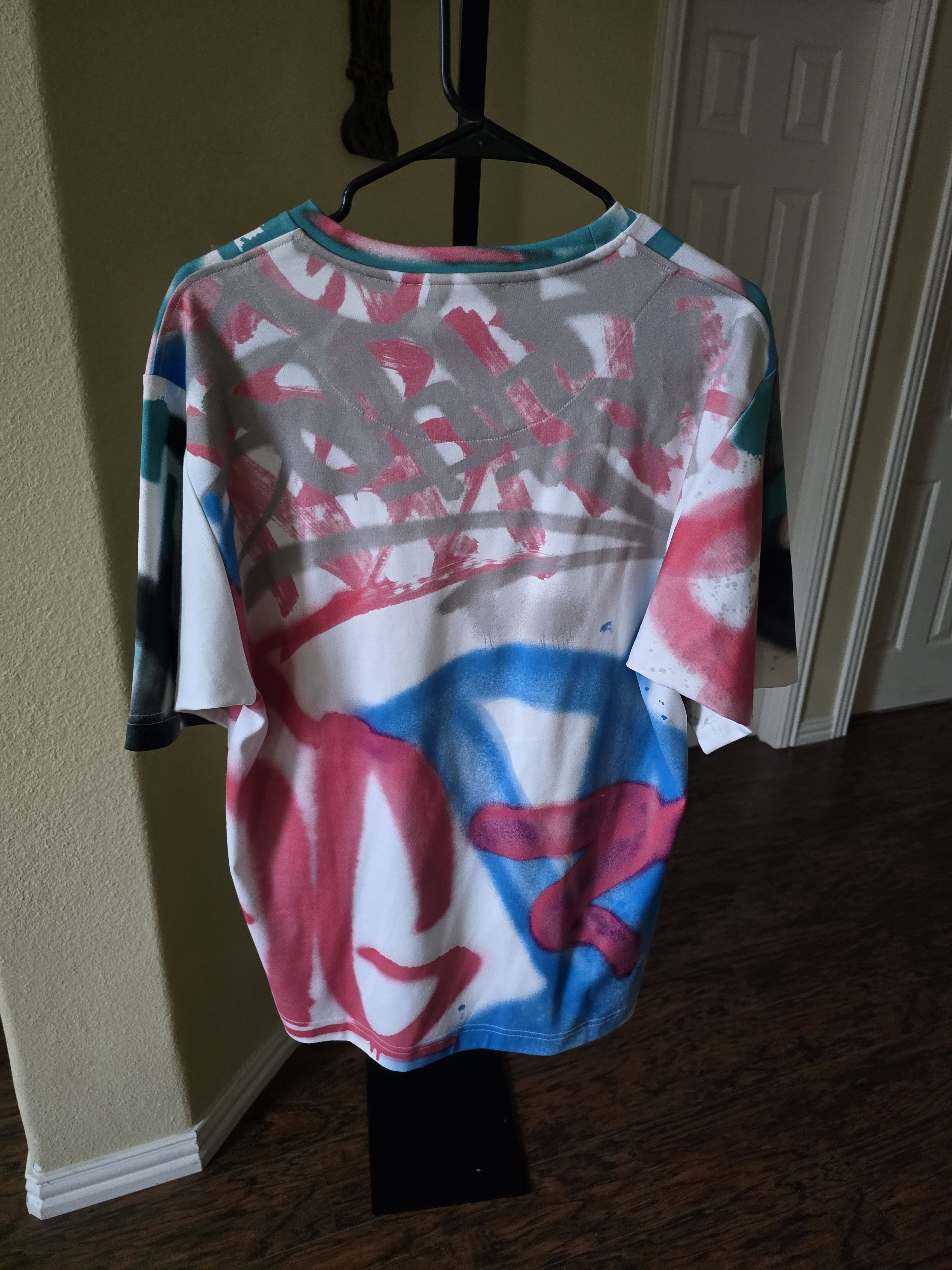 Dolce & Gabbana Dolce & Gabbana Multicolor Graffiti Print Tee - Size S Size US S / EU 44-46 / 1 - 5 Thumbnail