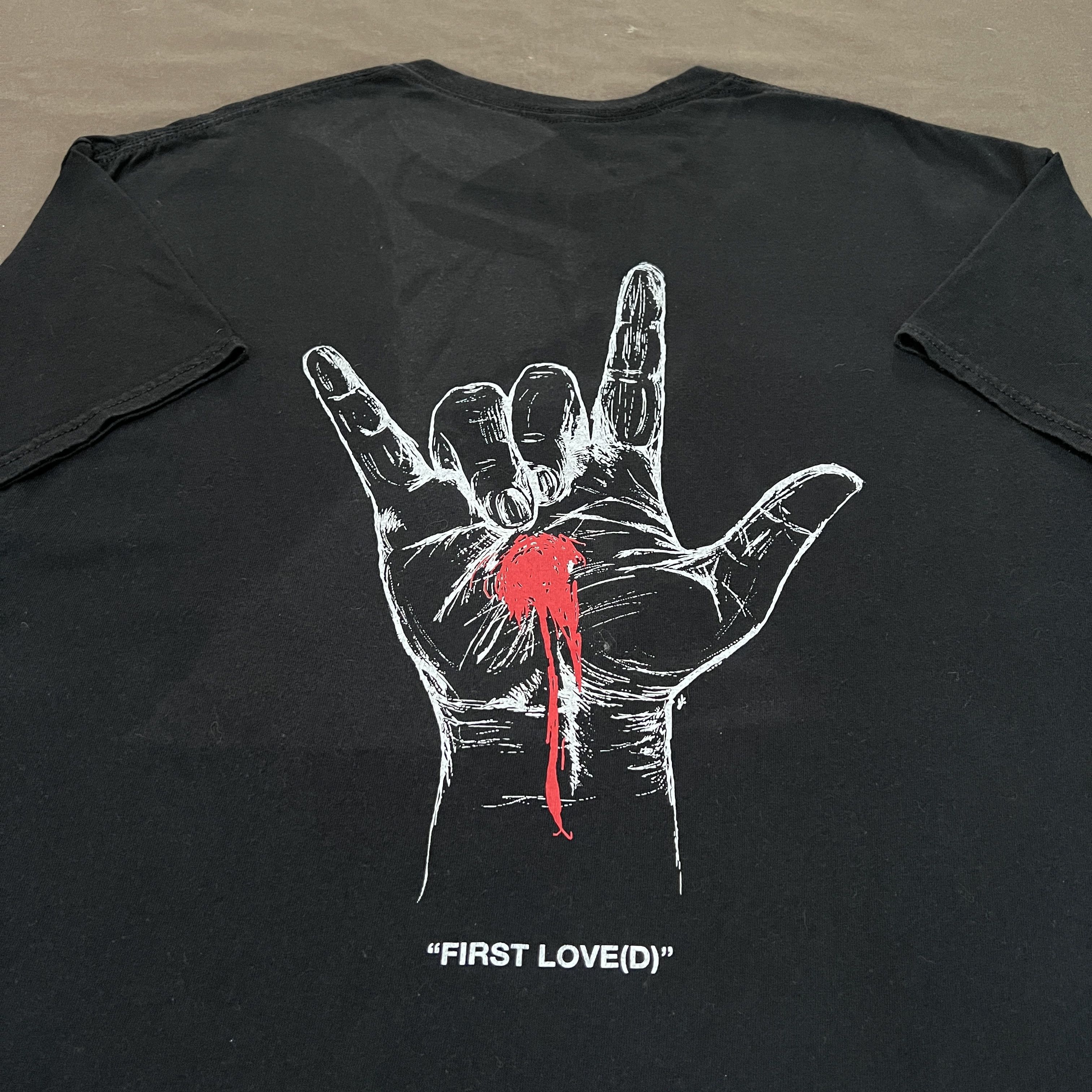 Vintage Vintage Y2K First Loved Jesus God Holy Bible Tee XL Size US XL / EU 56 / 4 - 1 Thumbnail