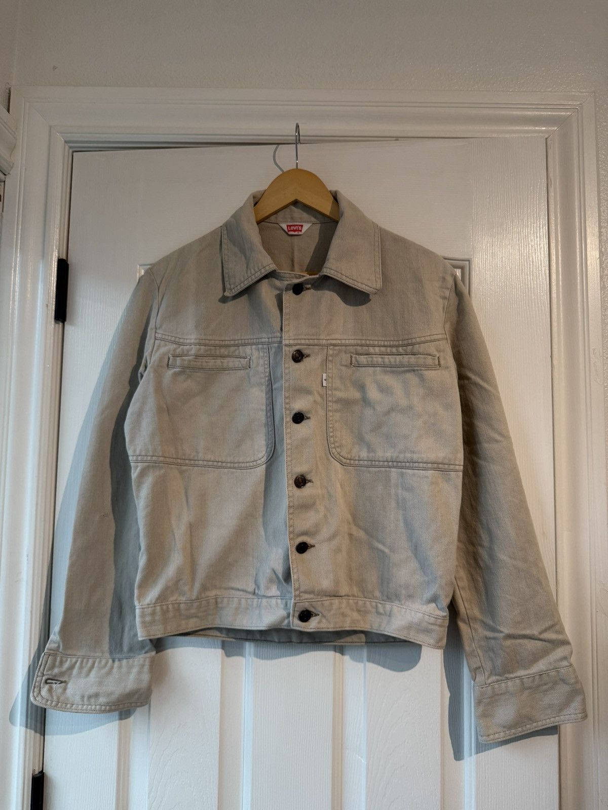Vintage Vintage Levis white jacket Size US S / EU 44-46 / 1 - 1 Thumbnail