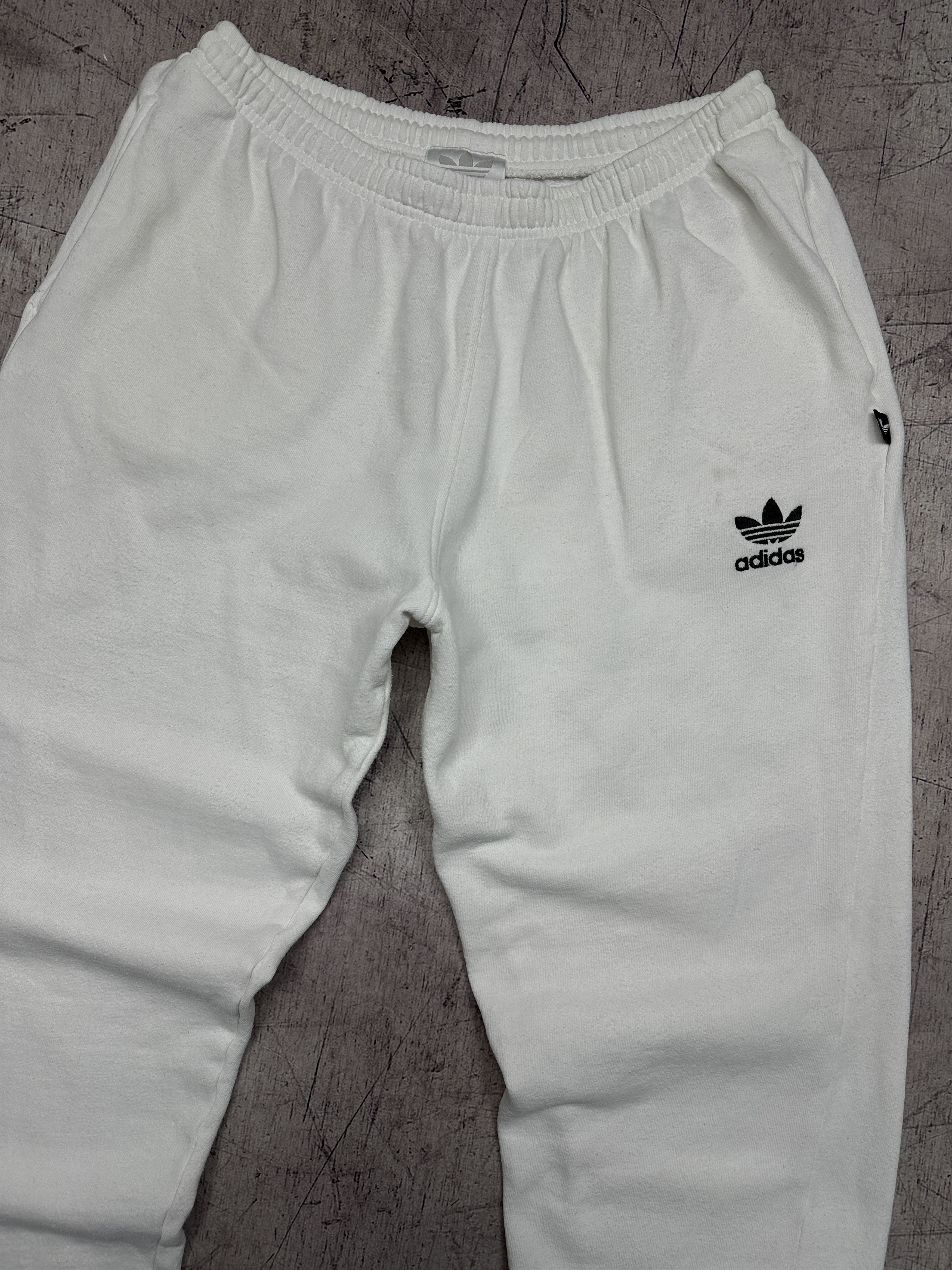 Adidas Adidas 90s Vintage Mens Sweatpants Track Pants Size US 36 / EU 52 - 2 Thumbnail