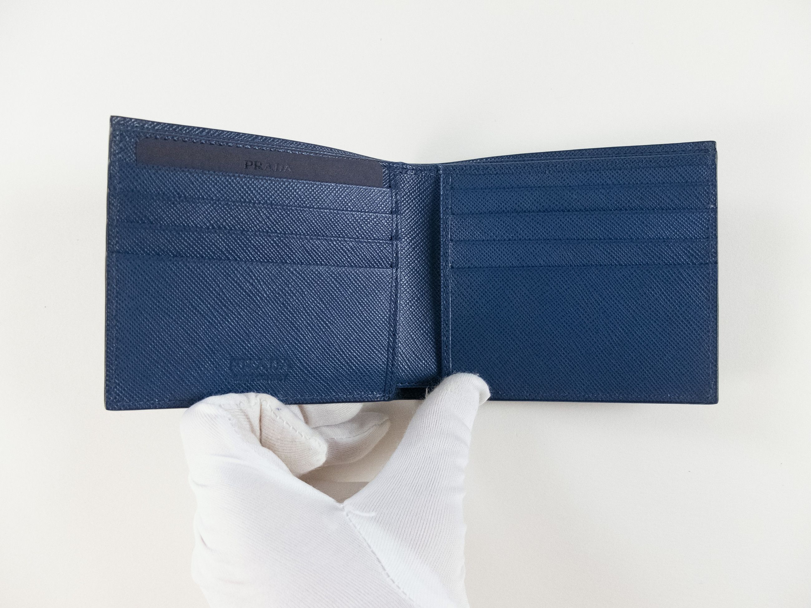 Prada PRADA blue Saffiano leather bifold triangle logo wallet Size ONE SIZE - 5 Thumbnail
