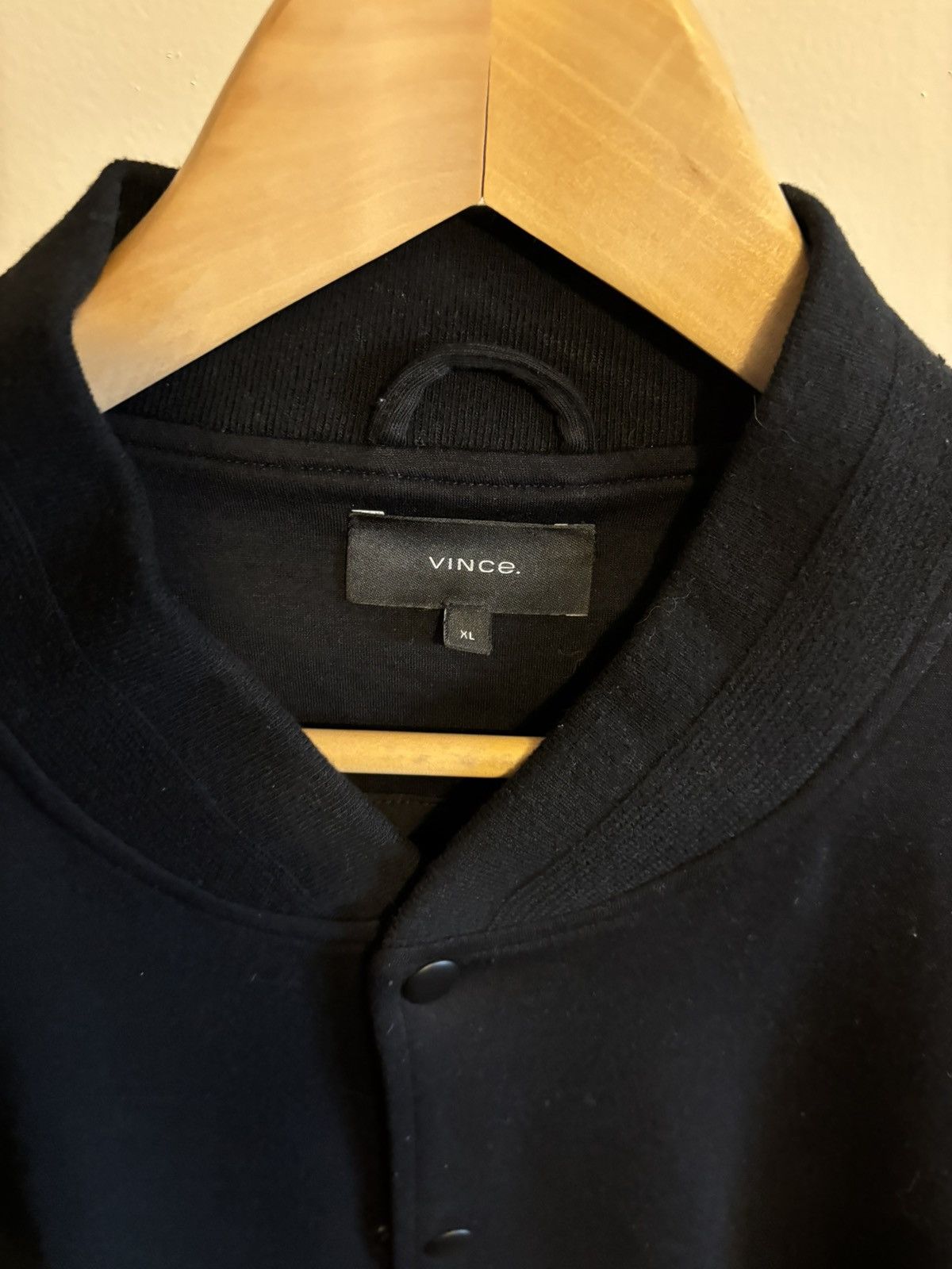 Vince Vince XL black bomber jacket Size US XL / EU 56 / 4 - 2 Thumbnail