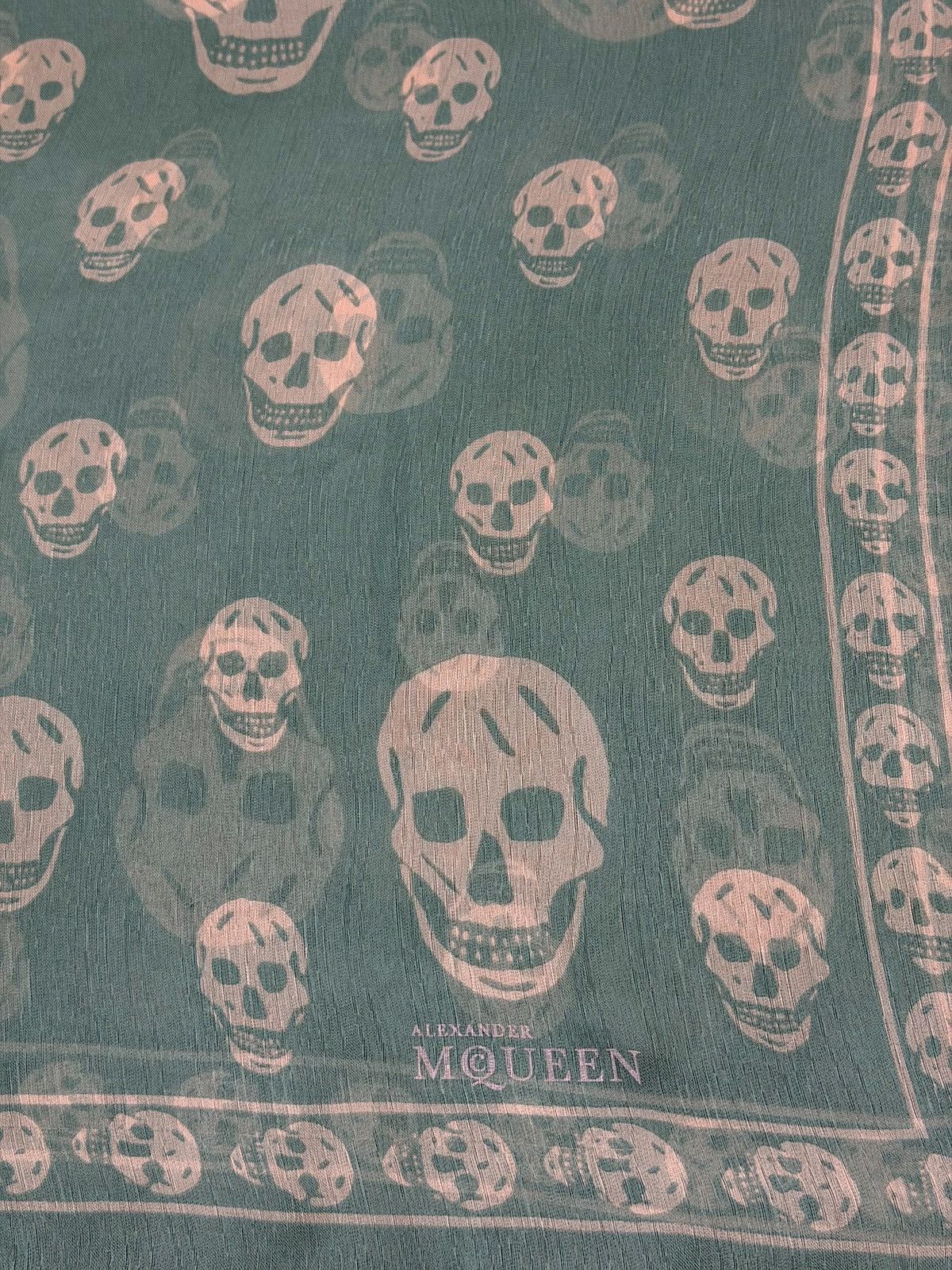 Alexander McQueen ALEXANDER MCQUEEN Skull Silk Scarf Kanye Wool Fakemink Logo Size ONE SIZE - 11 Thumbnail