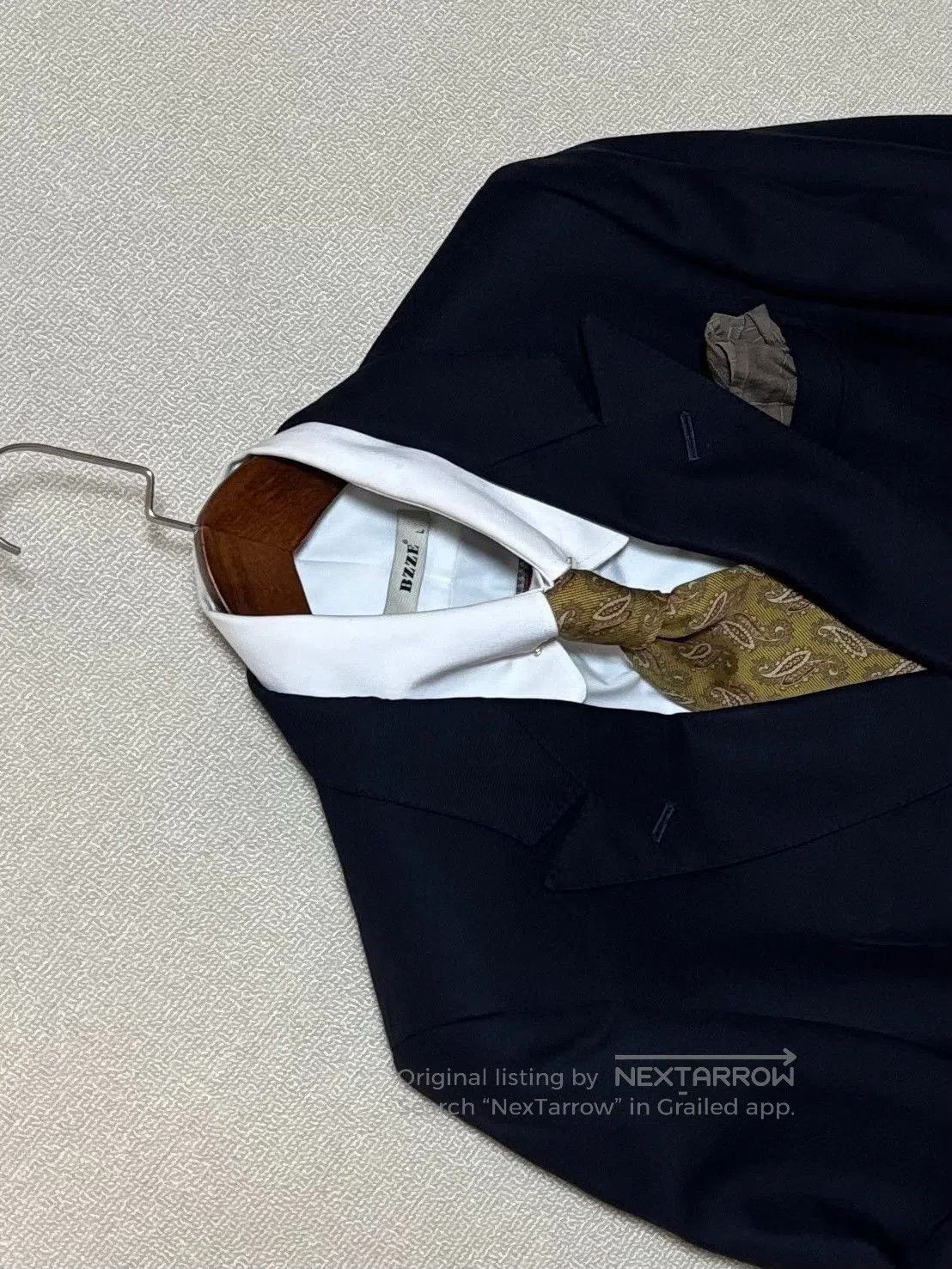 Burberry Burberry Men's Wool Double-Breasted Suit. Size US M / EU 48-50 / 2 - 3 Thumbnail