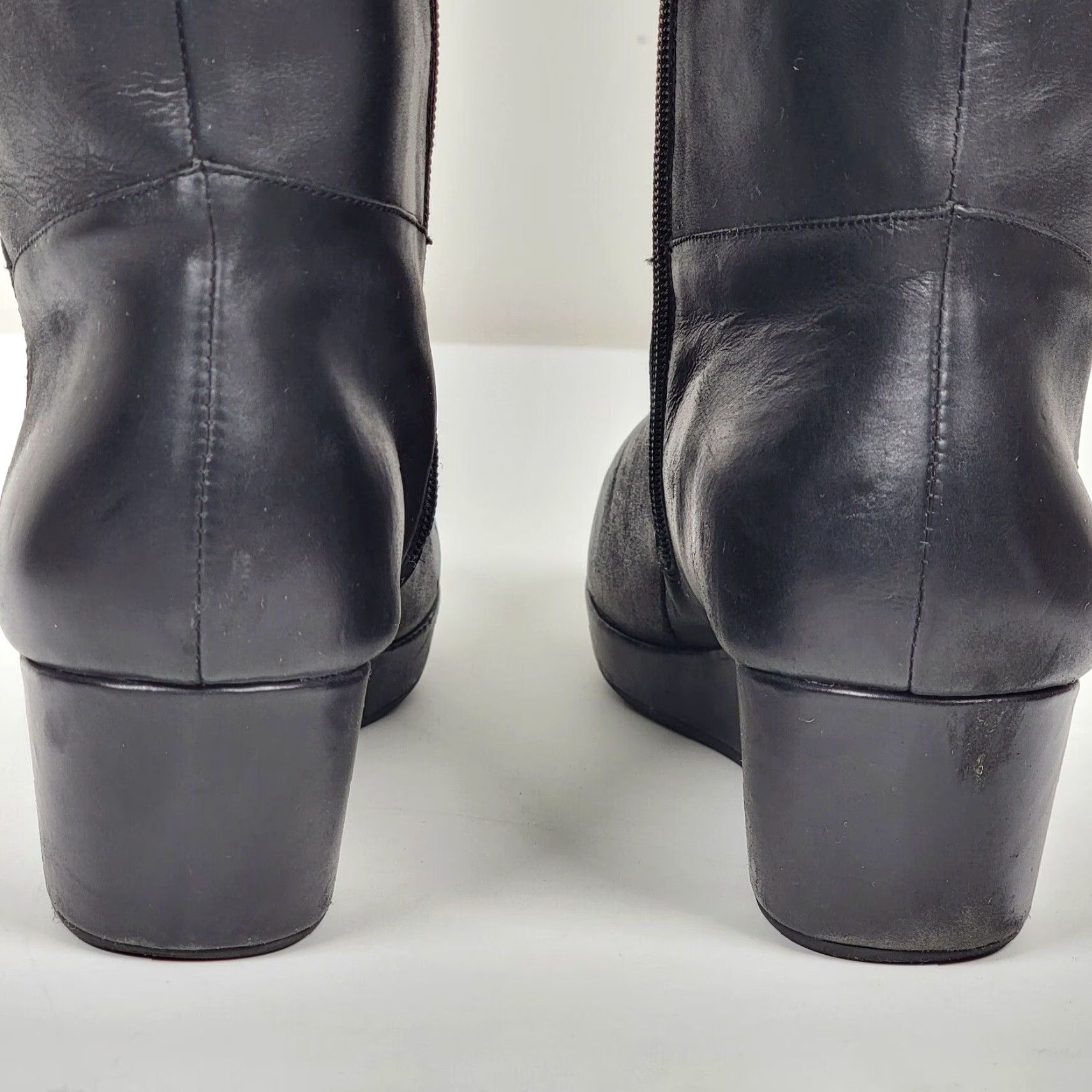 Vintage VINTAGE Yiga Knee High Black Leather Womens Size 10 Wedge Boots by Chocolat Blu Blade Boots Size US 10 / IT 40 - 7 Thumbnail
