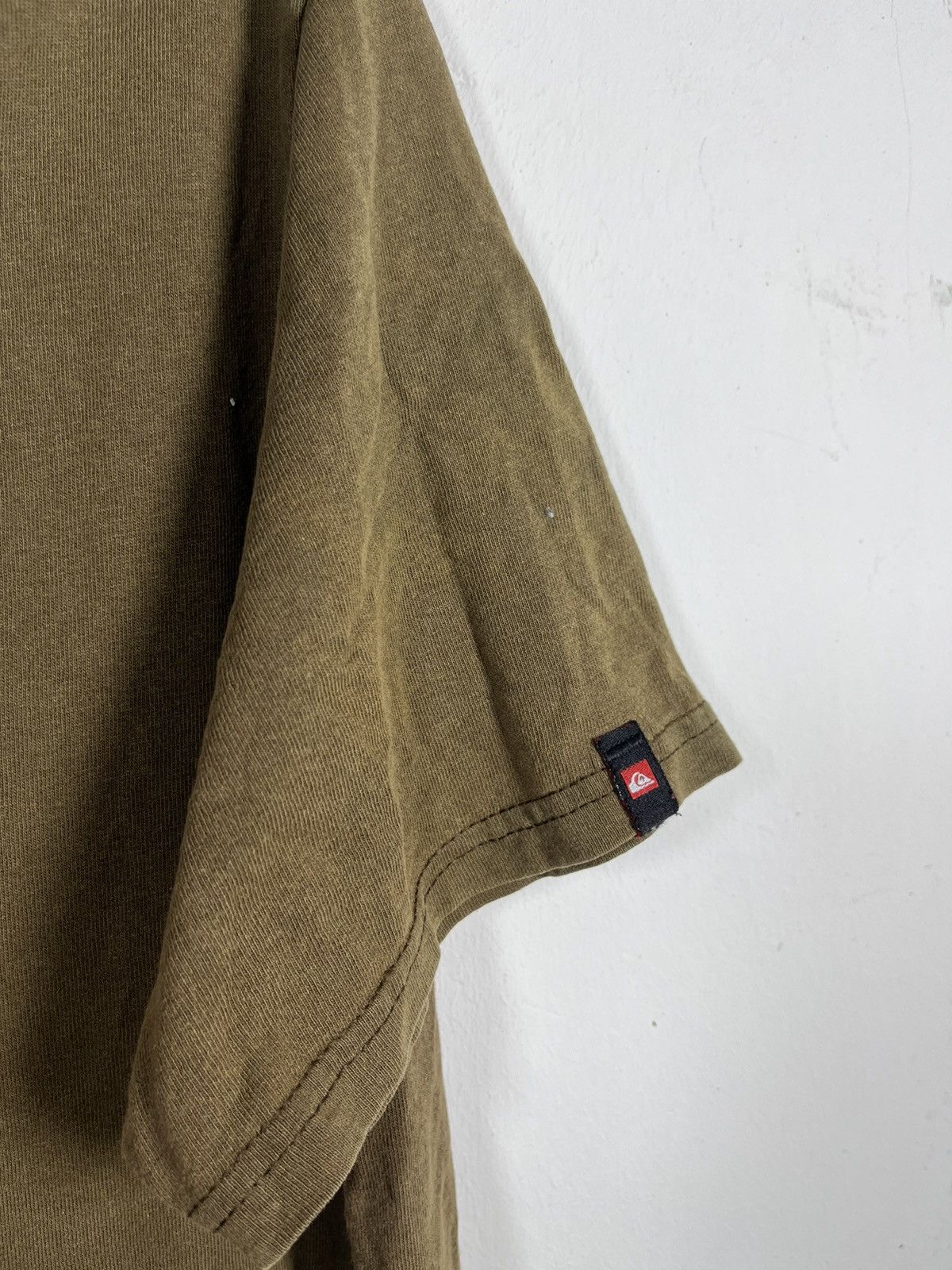 Quiksilver RARE 🏄‍♀️ QUIKSILVER DESIGN TV 📺 Size US L / EU 52-54 / 3 - 5 Thumbnail