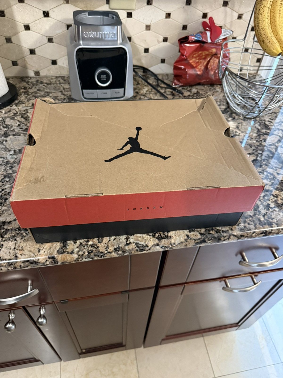 Jordan Brand Air Jordan 12 Retro ‘Bordeaux’ Size US 10 / EU 43 - 7 Thumbnail