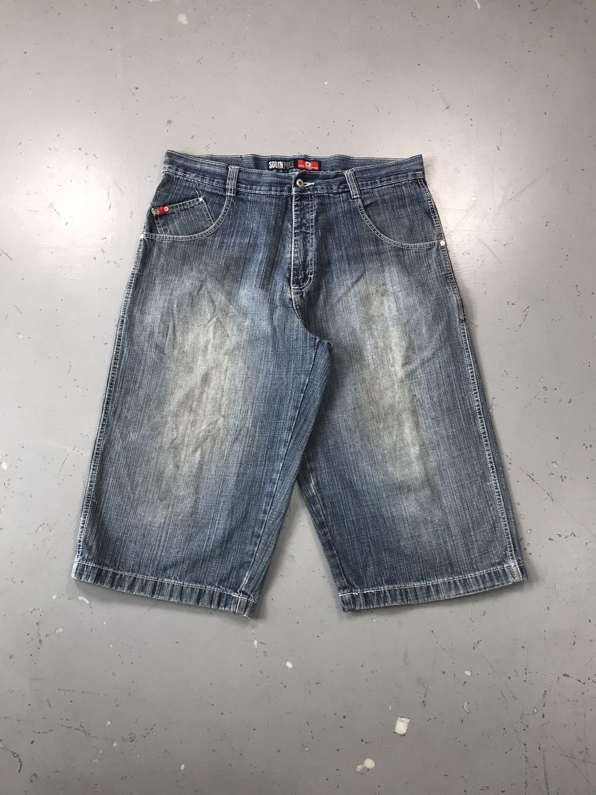 Southpole Vintage Southpole red tab skater denim jort Size US 39 - 1 Thumbnail