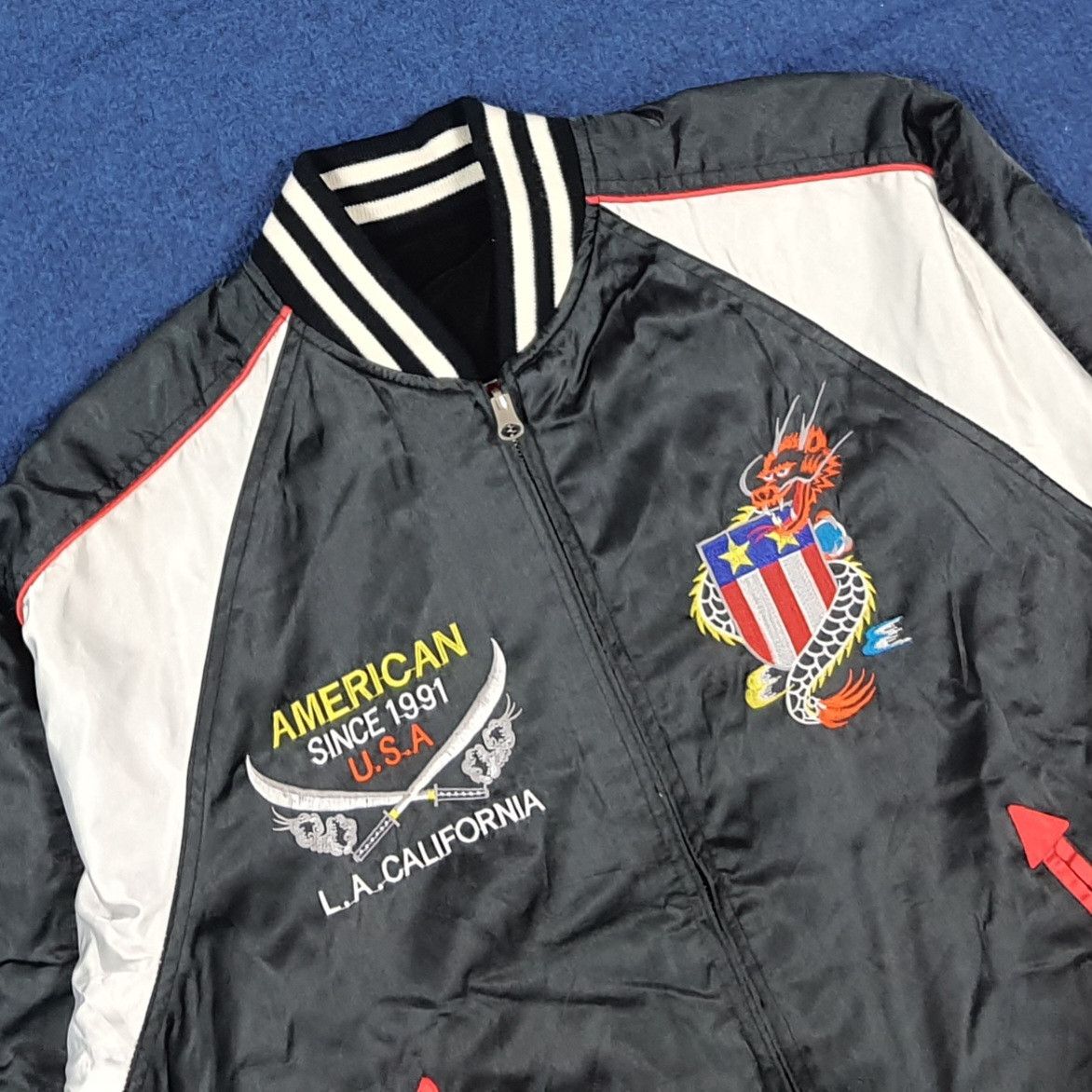 Japanese Brand Reversible Sukajan Bomber American Spirit Shoot One C291N24 Size US M / EU 48-50 / 2 - 4 Thumbnail